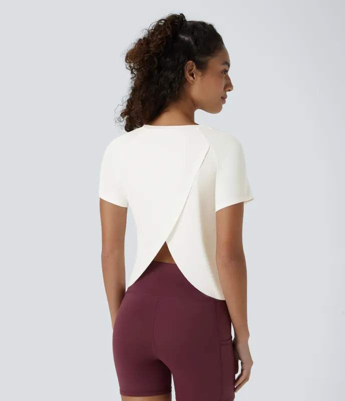 Halara Top deportivo yoga tacto fresco manga corta dobladillo dividido malla contrastante - White - S sold by Halara