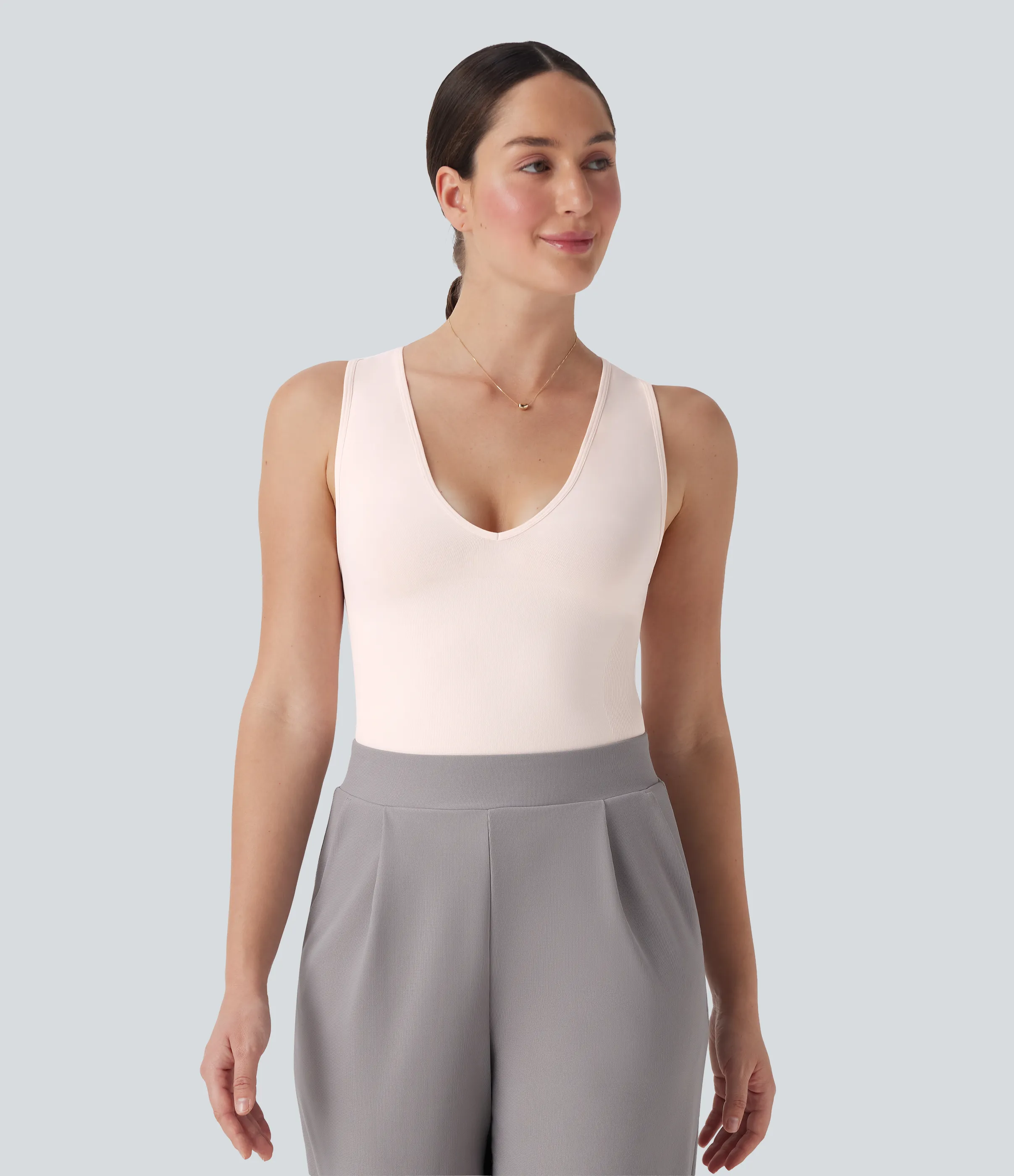 Halara Body de oficina moldeador sin mangas con cuello en V y suave al cuerpo - Edición Easy Peezy - Sheer Pink - XL sold by Halara