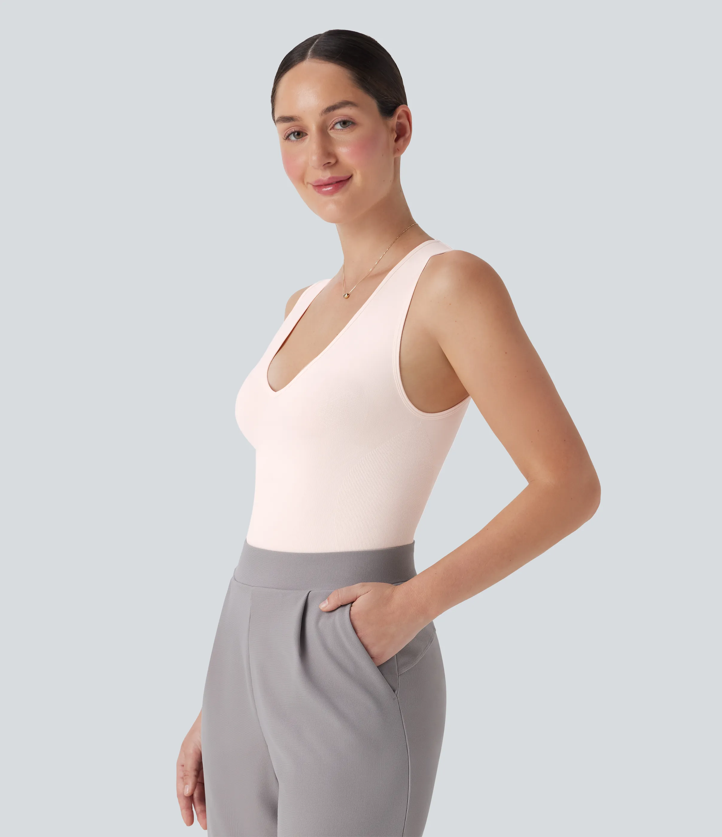 Halara Body de oficina moldeador sin mangas con cuello en V y suave al cuerpo - Edición Easy Peezy - Sheer Pink - XL sold by Halara product image thumbnail 4