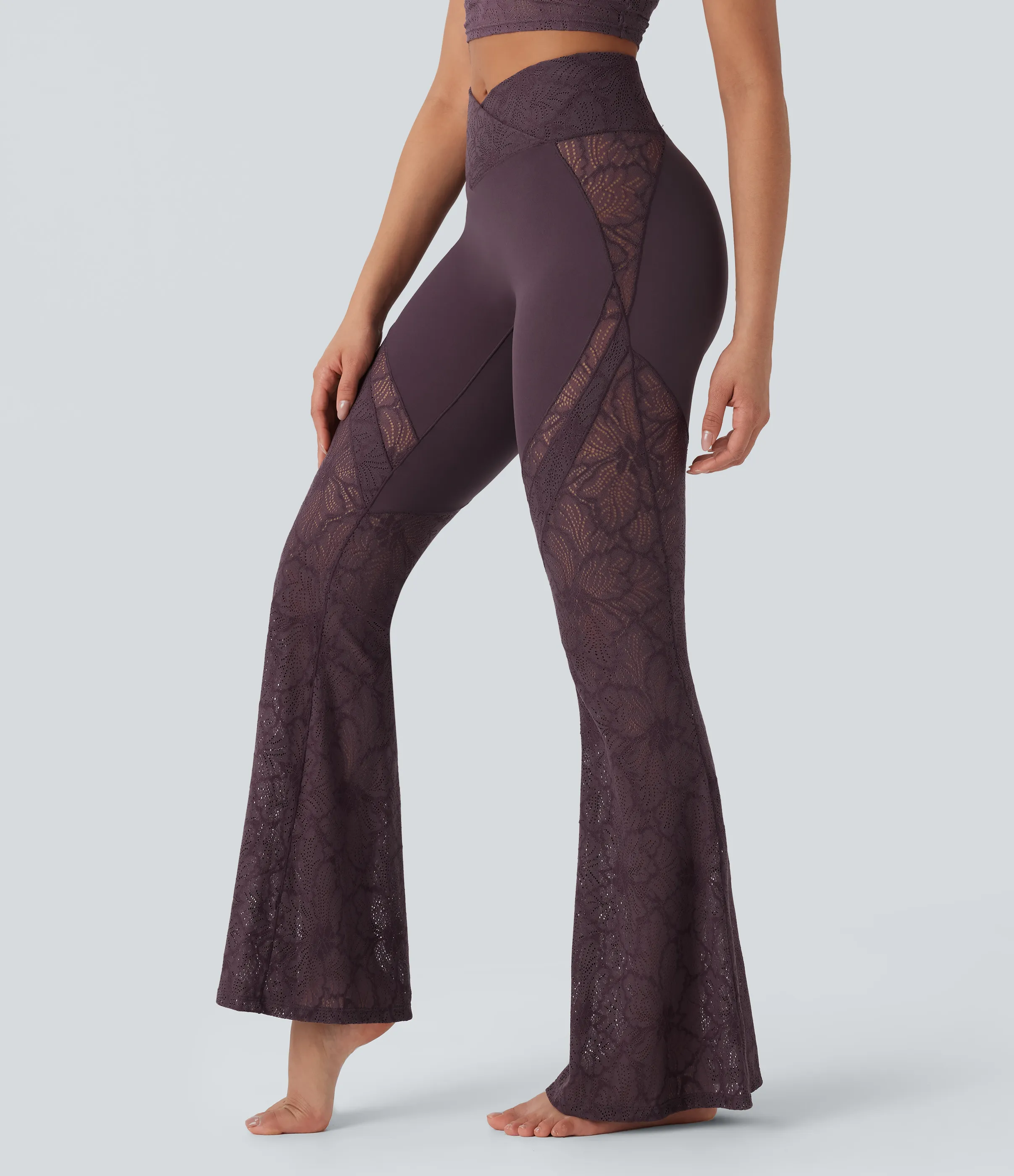 Halara Leggings de yoga acampanados Softlyzero™ de tiro alto con encaje en contrast y bolsillos traseros cruzados - Dusky Evening purple - S(regular) sold by Halara product image thumbnail 2