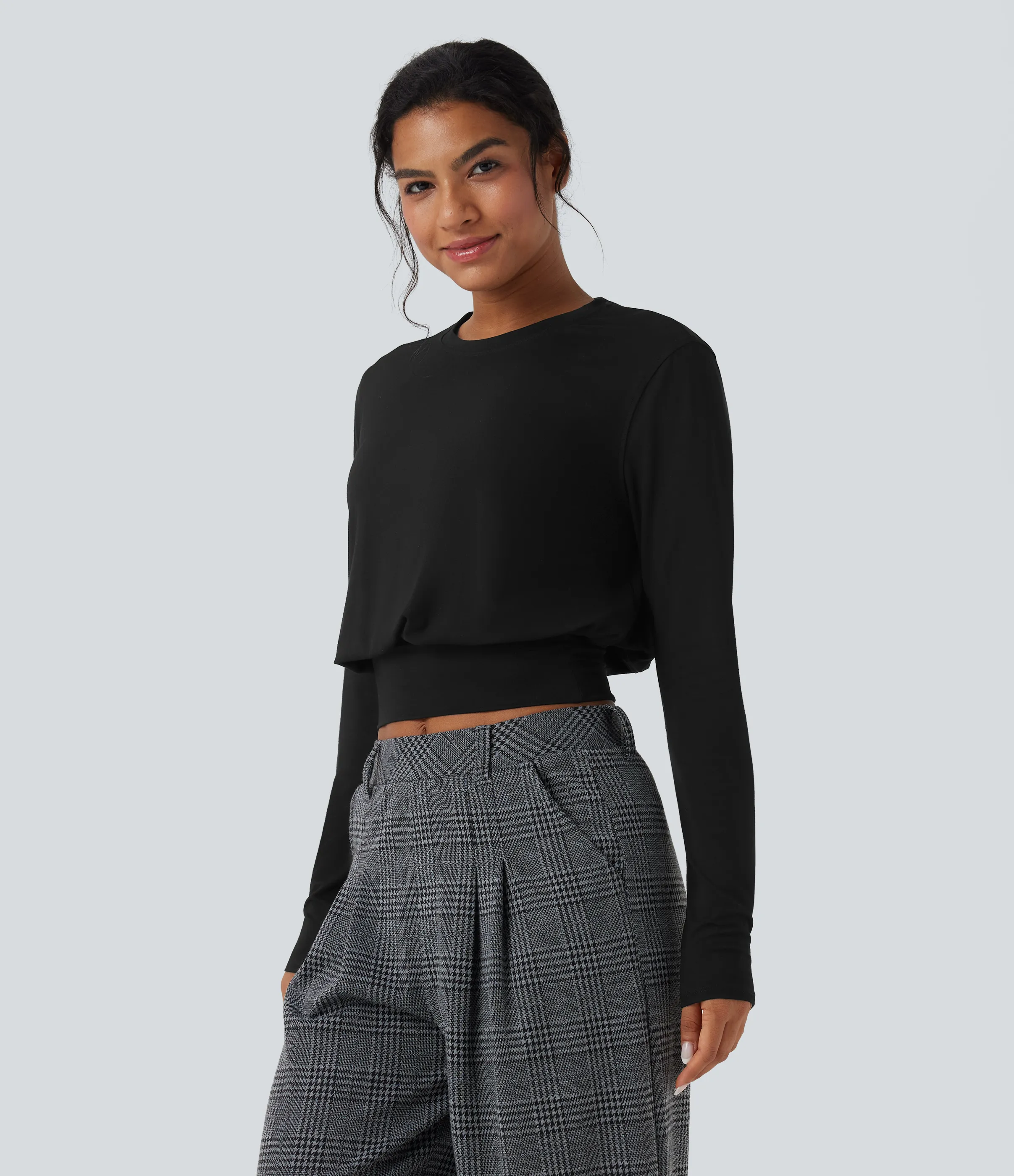 Halara Camiseta de oficina de manga larga y cuello redondo - Black - M sold by Halara product image thumbnail 4