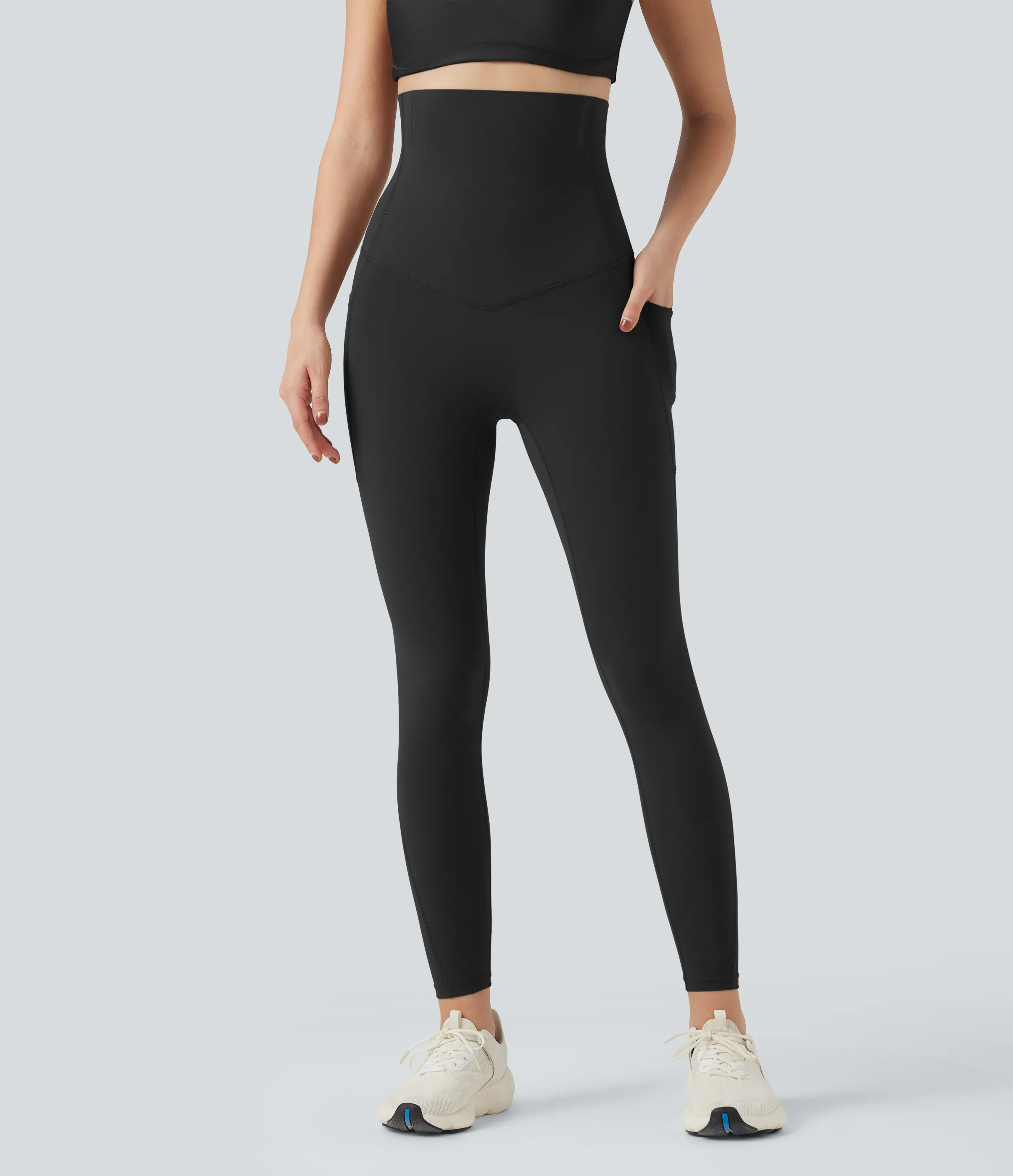 Halara Leggings moldeadores Halara UltraSculpt™ de tiro alto con diseño con control de abdomen y bolsillos - Black - XL(7/8) sold by Halara product image thumbnail 4