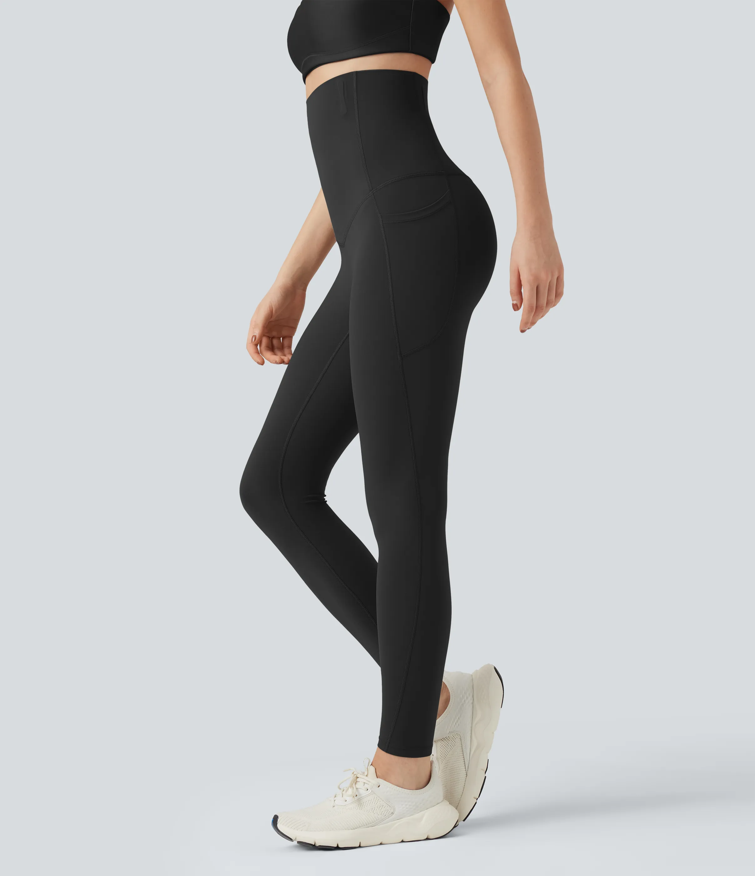 Halara Leggings moldeadores Halara UltraSculpt™ de tiro alto con diseño con control de abdomen y bolsillos - Black - S(7/8) sold by Halara product image thumbnail 2