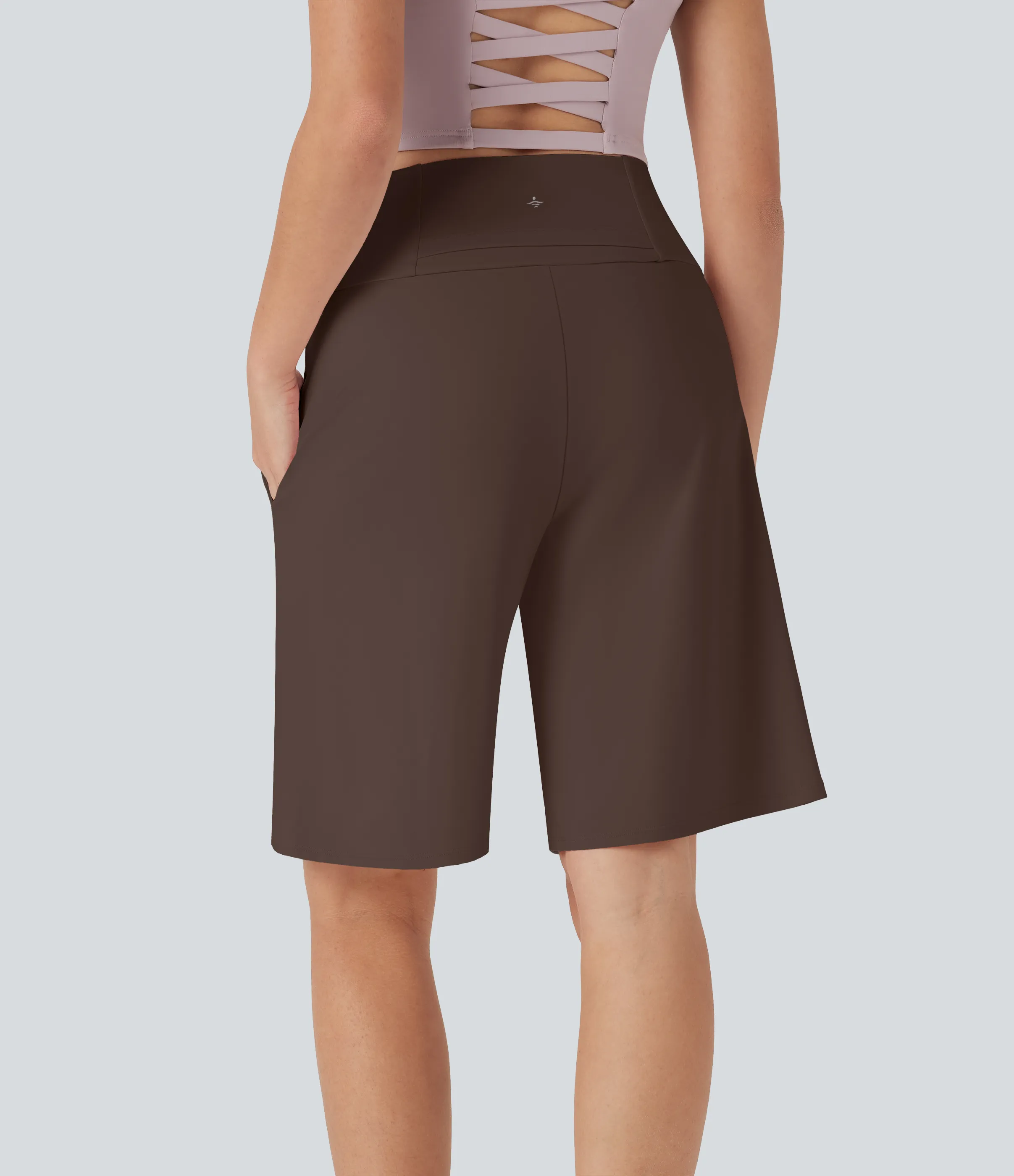 Halara Bermudas Softlyzero™ Airy yoga tiro alto múltiple bolsillo tacto fresco - Chocolate Martini - XS sold by Halara product image thumbnail 3