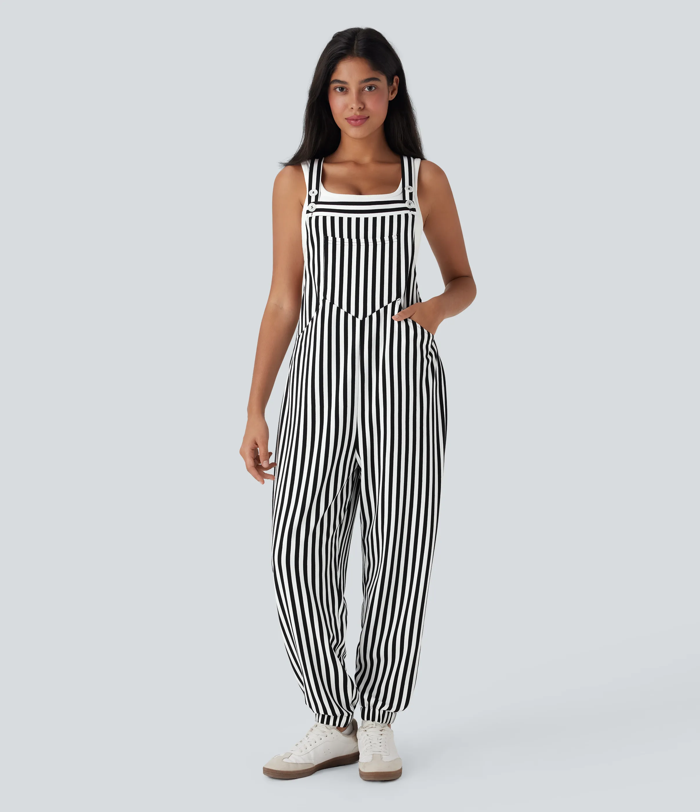 Halara Overol deportivo resort botón rayas tirante ajustable múltiple bolsillo - Black White Horizontal Stripe - M(regular) sold by Halara product image thumbnail 4