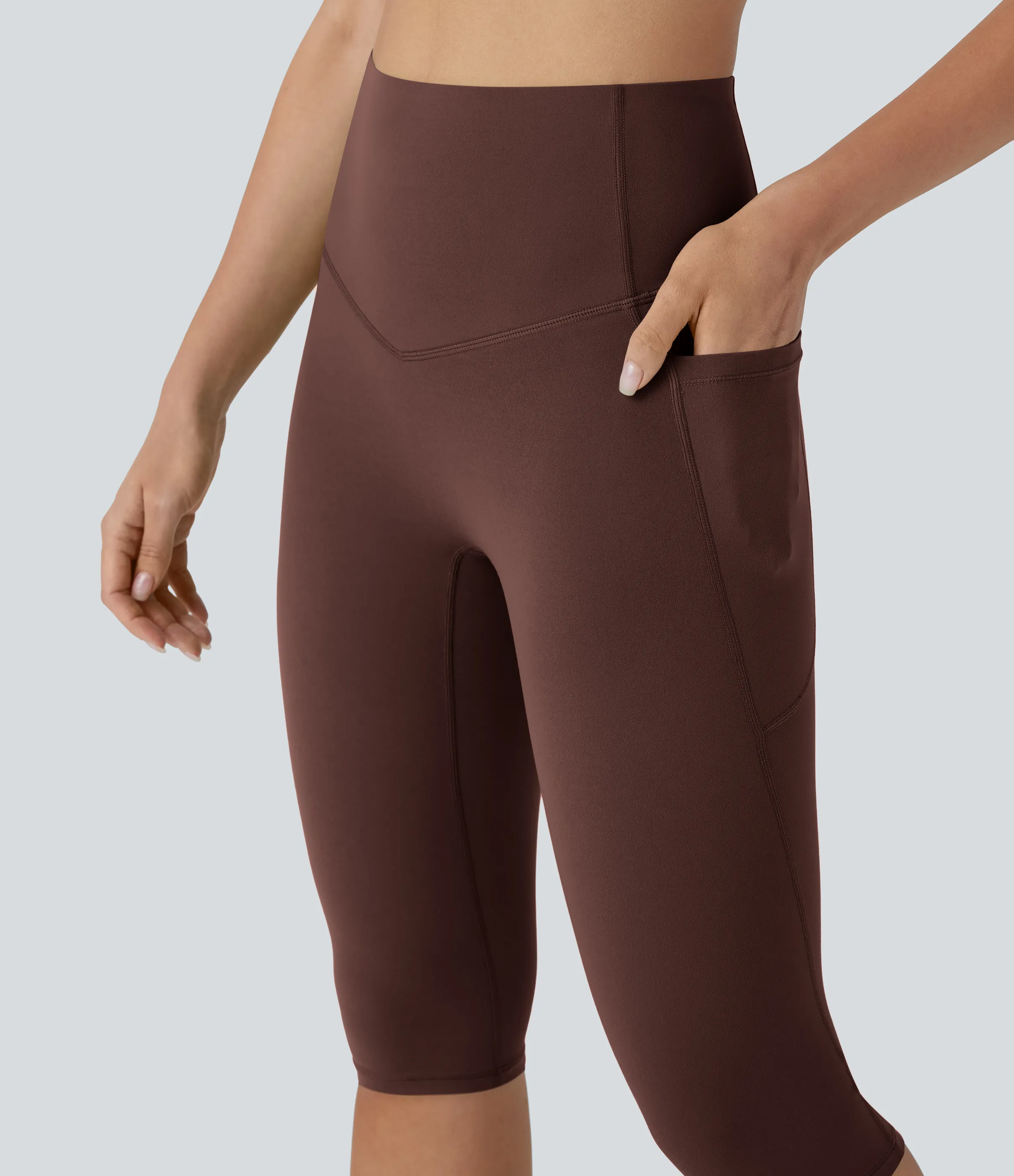 Halara Leggings de yoga moldeadores Halara UltraSculpt™ de tiro alto reductor de abdomen y bolsillos laterales - Bitter Chocolate - S sold by Halara product image thumbnail 5