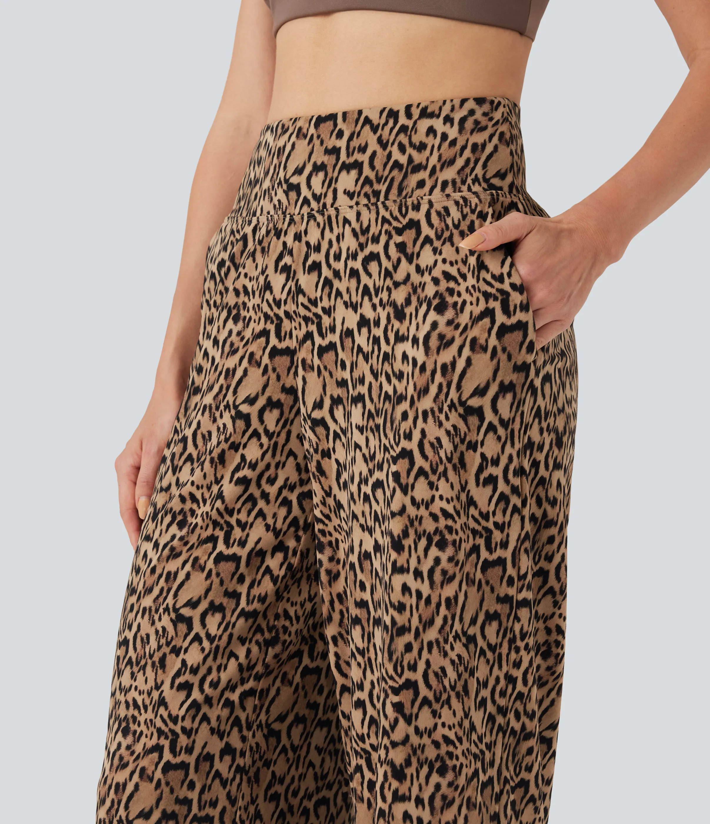 Halara Pantalones de yoga rectos Halara UltraSculpt™ de tiro alto y estampado de leopardo con bolsillos - Tan Leopard - S(regular) sold by Halara product image thumbnail 5