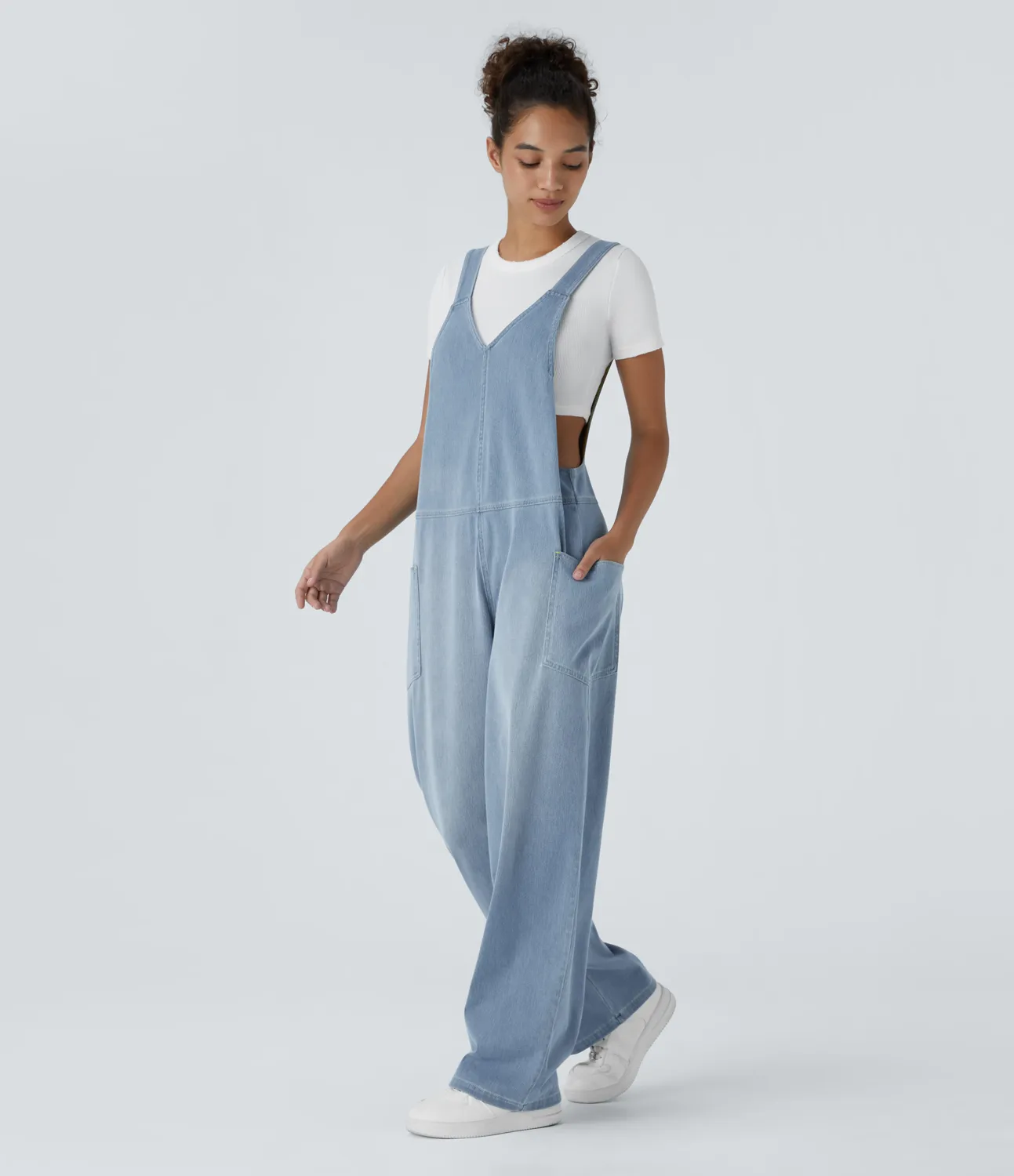 Halara Overol Halara Flex™ Denim mezclilla elástico lavado bolsillo lateral cuello V - Powder Blue Denim - S(tall) sold by Halara product image thumbnail 4