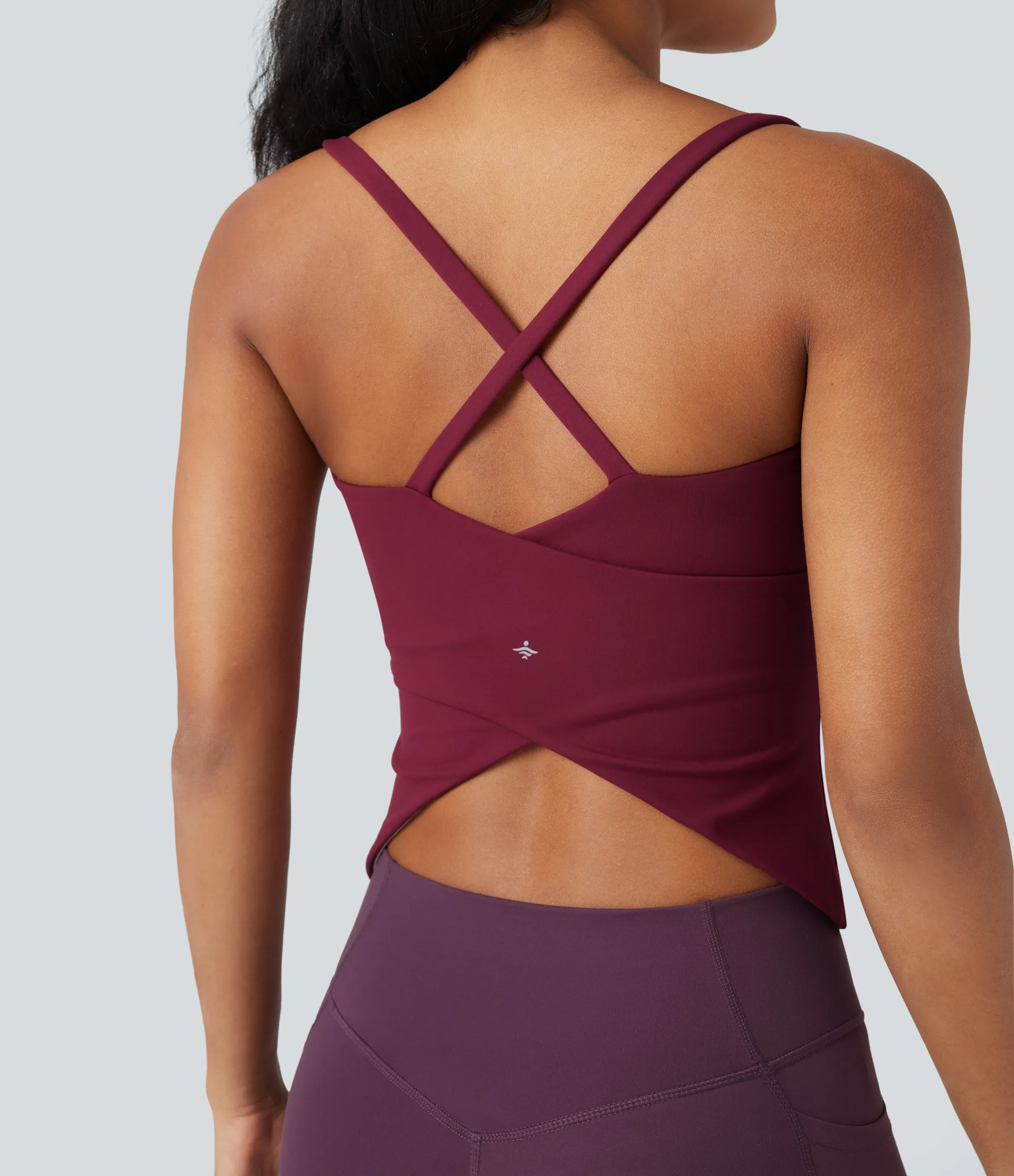 Halara Top de yoga con escote redondo, espalda cruzada y dobladillo cruzado - Deep Wine - XL sold by Halara