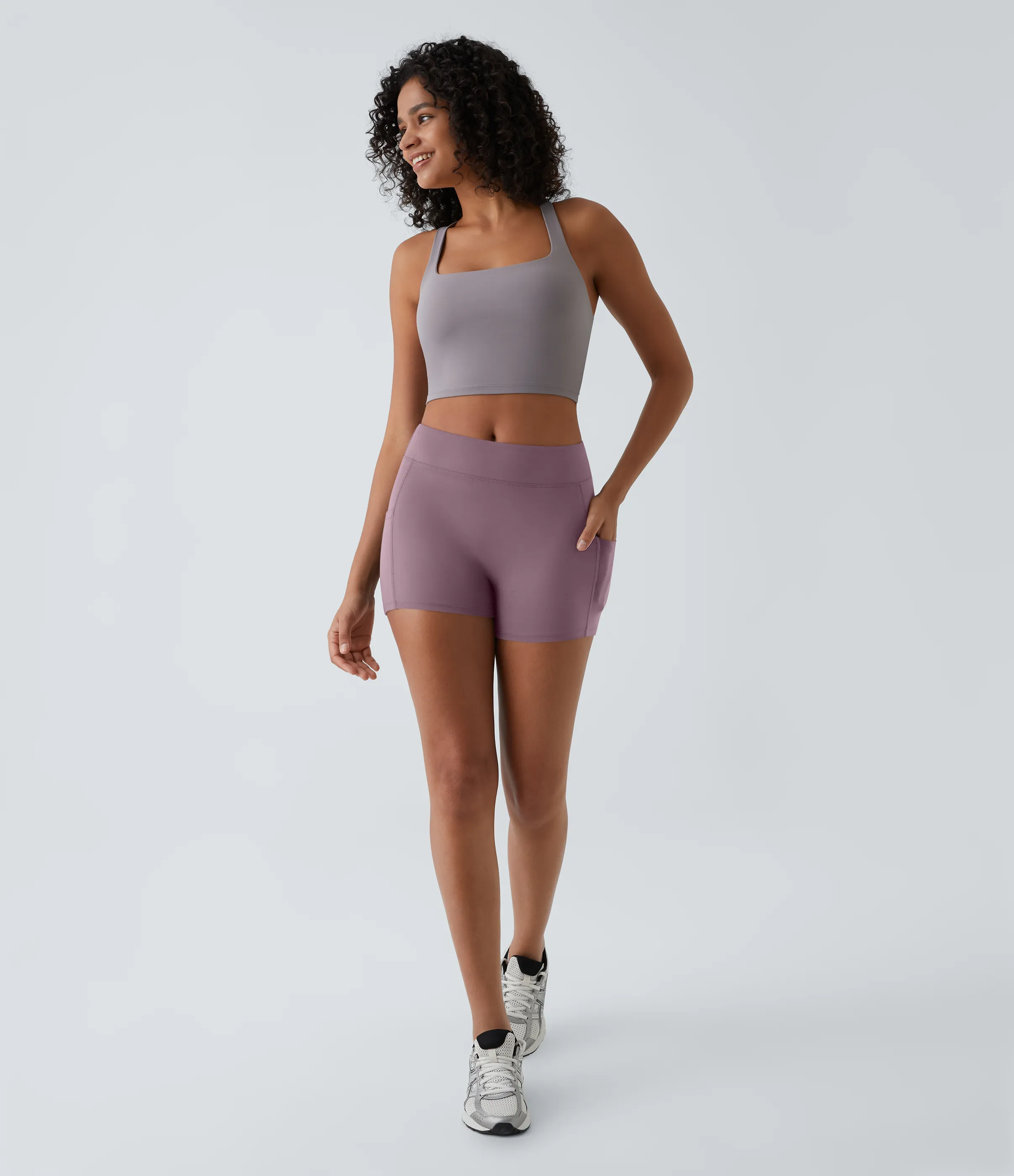 Halara Pantalón corto Softlyzero™ Airy yoga tiro alto bolsillo lateral liso tacto frío 8.8cm - Elderberry - XL sold by Halara