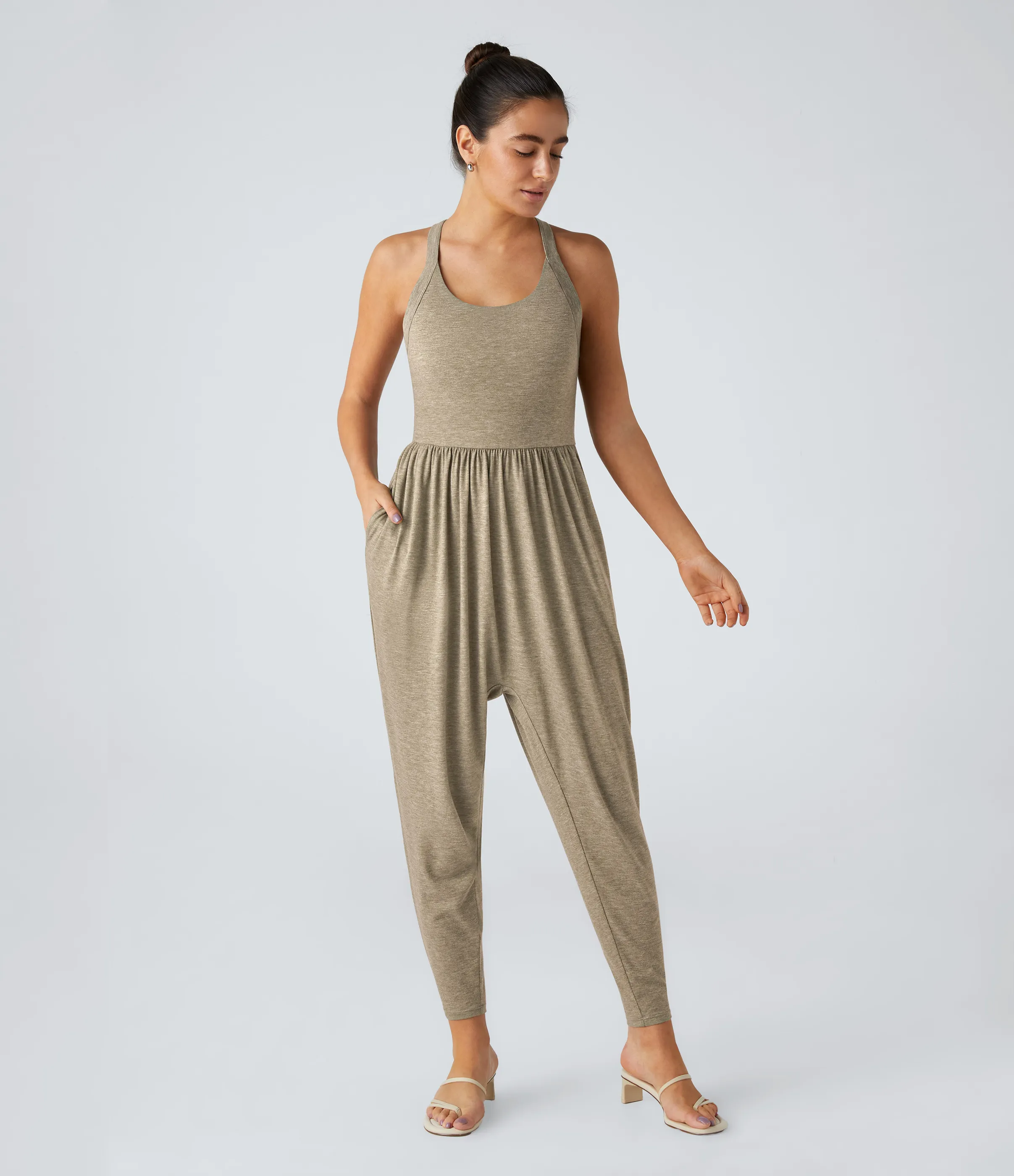 Halara Mono harén bolsillo lateral cuello U torcido sin espalda - Khaki Floral Yarn - XL(regular) sold by Halara product image thumbnail 3