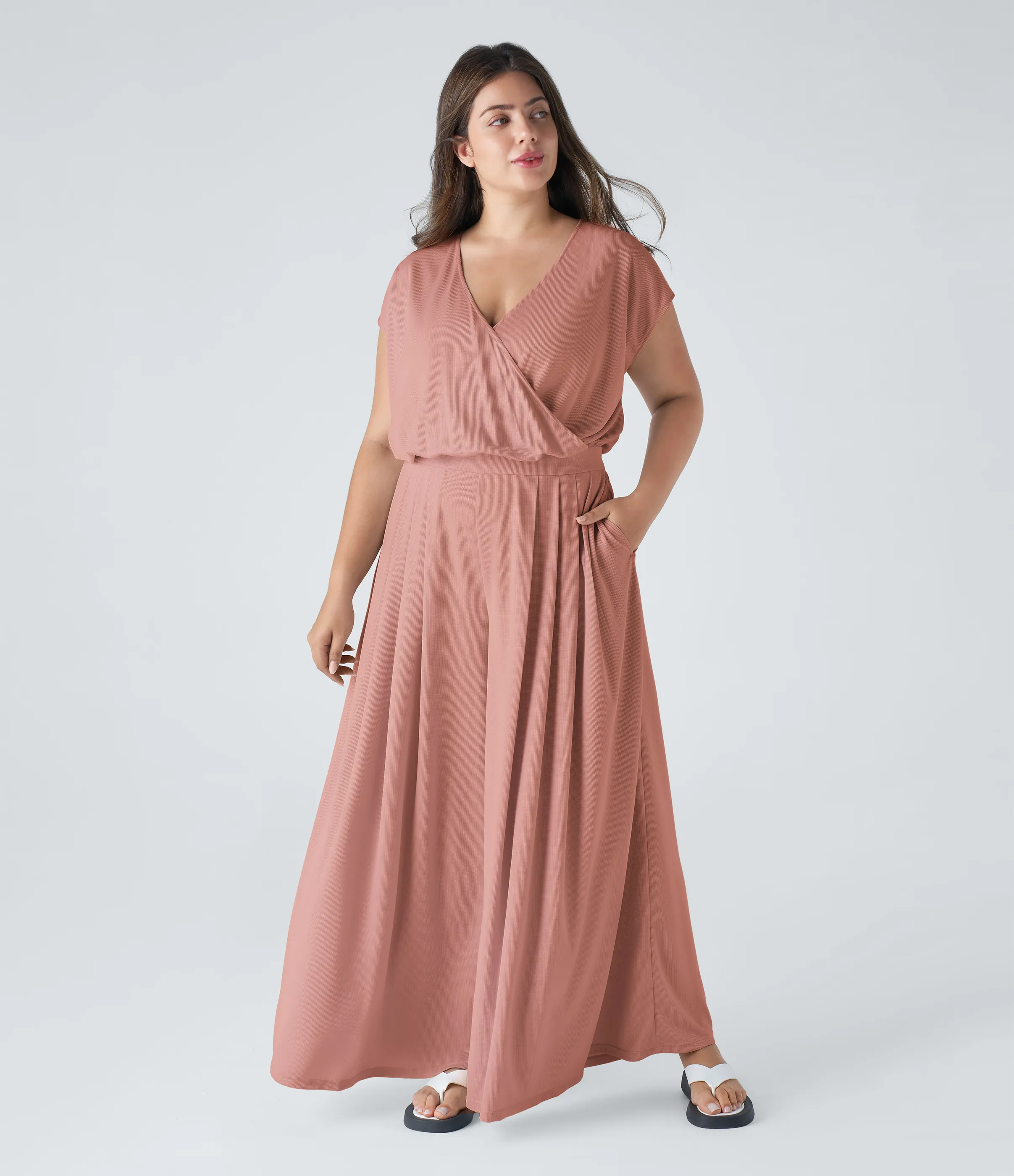 Halara Mono talla grande cuello V manga corta bolsillo lateral plisado pierna ancha gofre fluido - Rose Dawn - 2X sold by Halara
