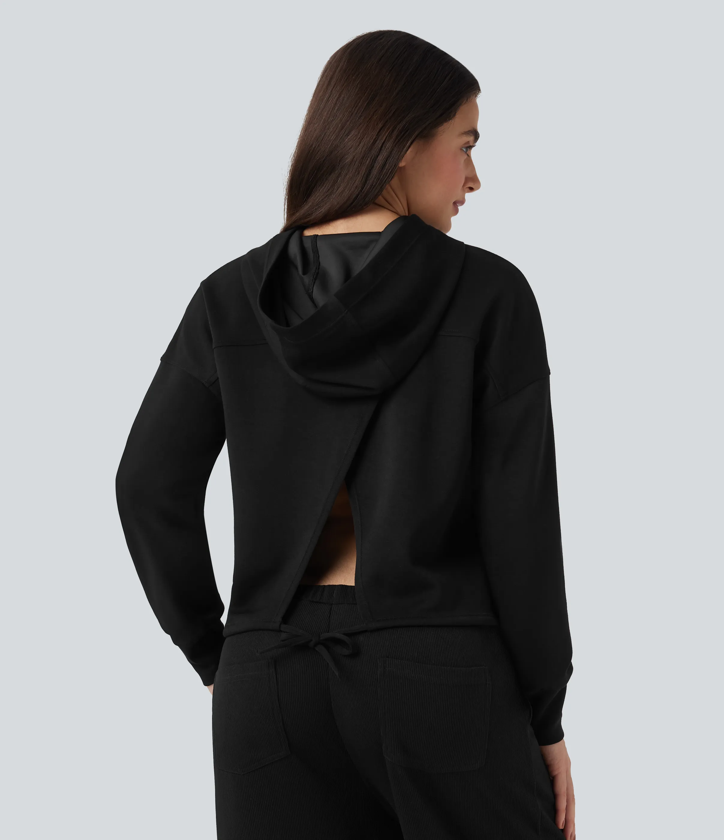 Halara Sudadera casual con capucha de manga larga con hombros caídos, abertura en la espalda y lazo - Black - L sold by Halara product image thumbnail 5