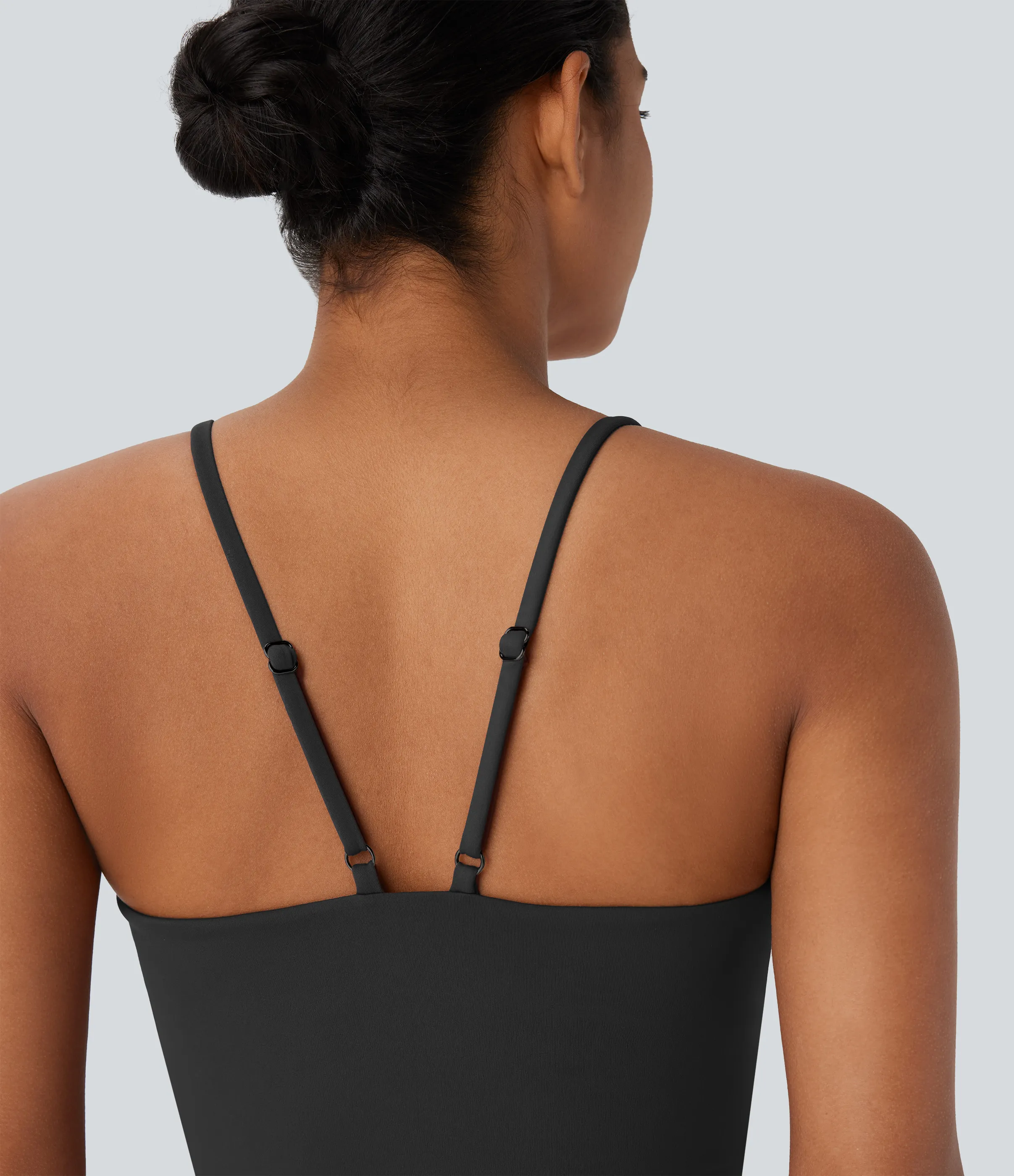 Halara Mono deportivo casual Breezeful™ de secado rápido en corte cónico con espalda abierta con tirantes ajustables, cremallera invisible y bolsillos laterales - Black - XL(regular) sold by Halara product image thumbnail 5