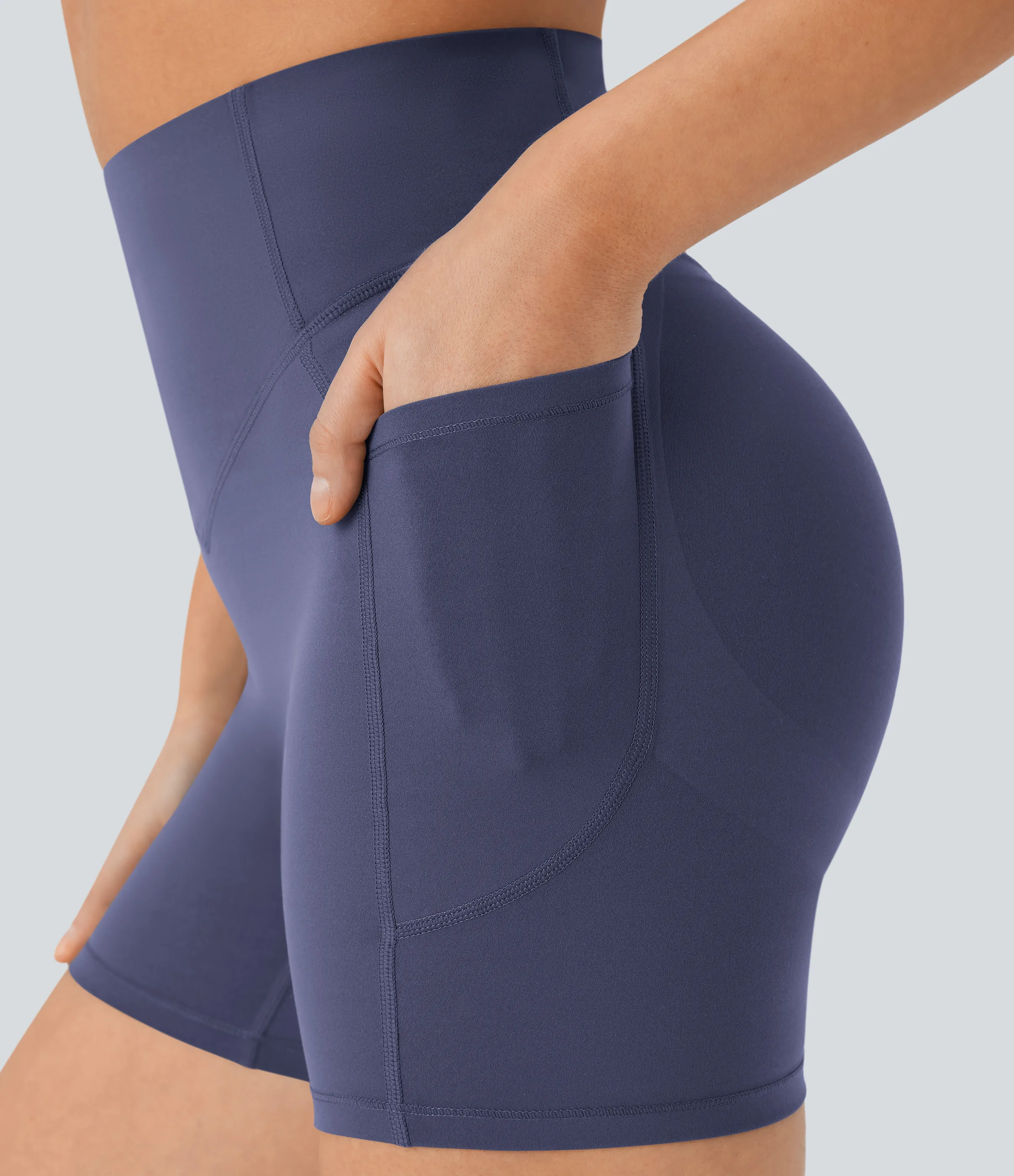 Halara Pantalón corto SoCinched UltraSculpt ciclista tiro alto realce glúteo bolsillo lateral entrenamiento 12.5cm - Mood Indigo - S sold by Halara product image thumbnail 5