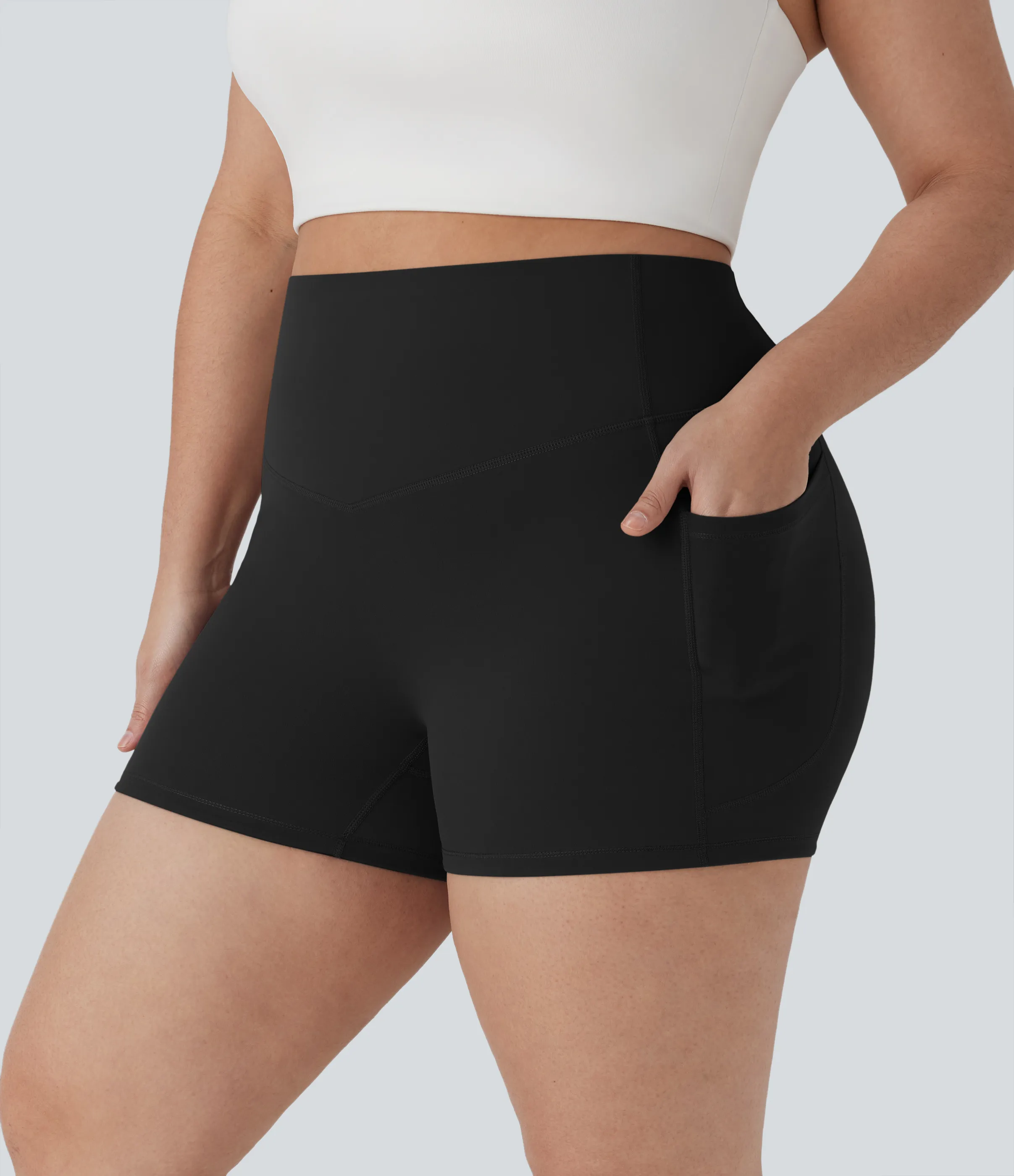 Halara Shorts de bikers deportivos moldeadores Halara UltraSculpt™ con reductor de abdomen y tiro alto de 7,6 cm con bolsillos laterales - Black - 1X sold by Halara product image thumbnail 2