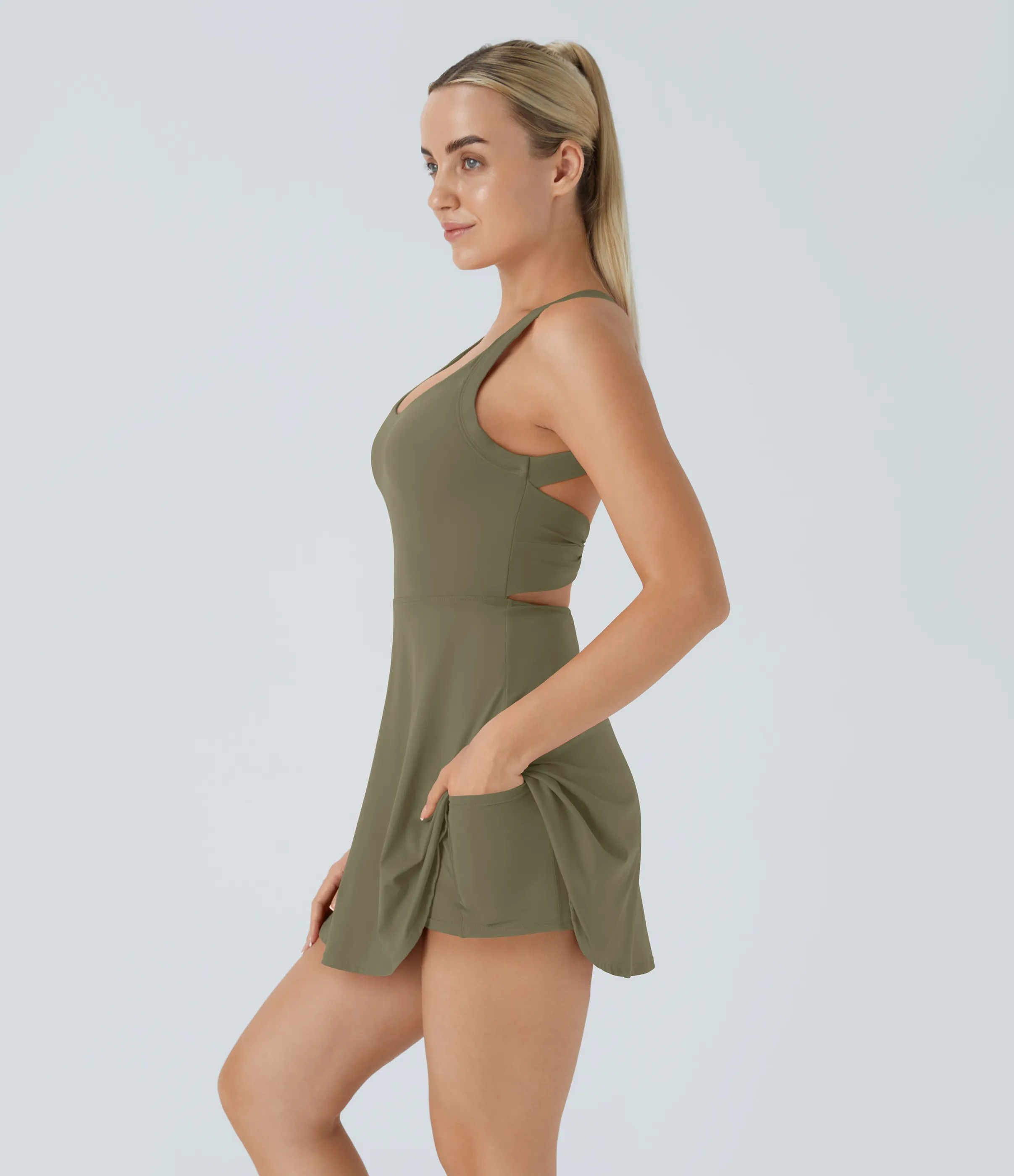 Halara Vestido deportivo sin espalda con diseño retorcido en copas D-F - Withered Green - XS sold by Halara product image thumbnail 4