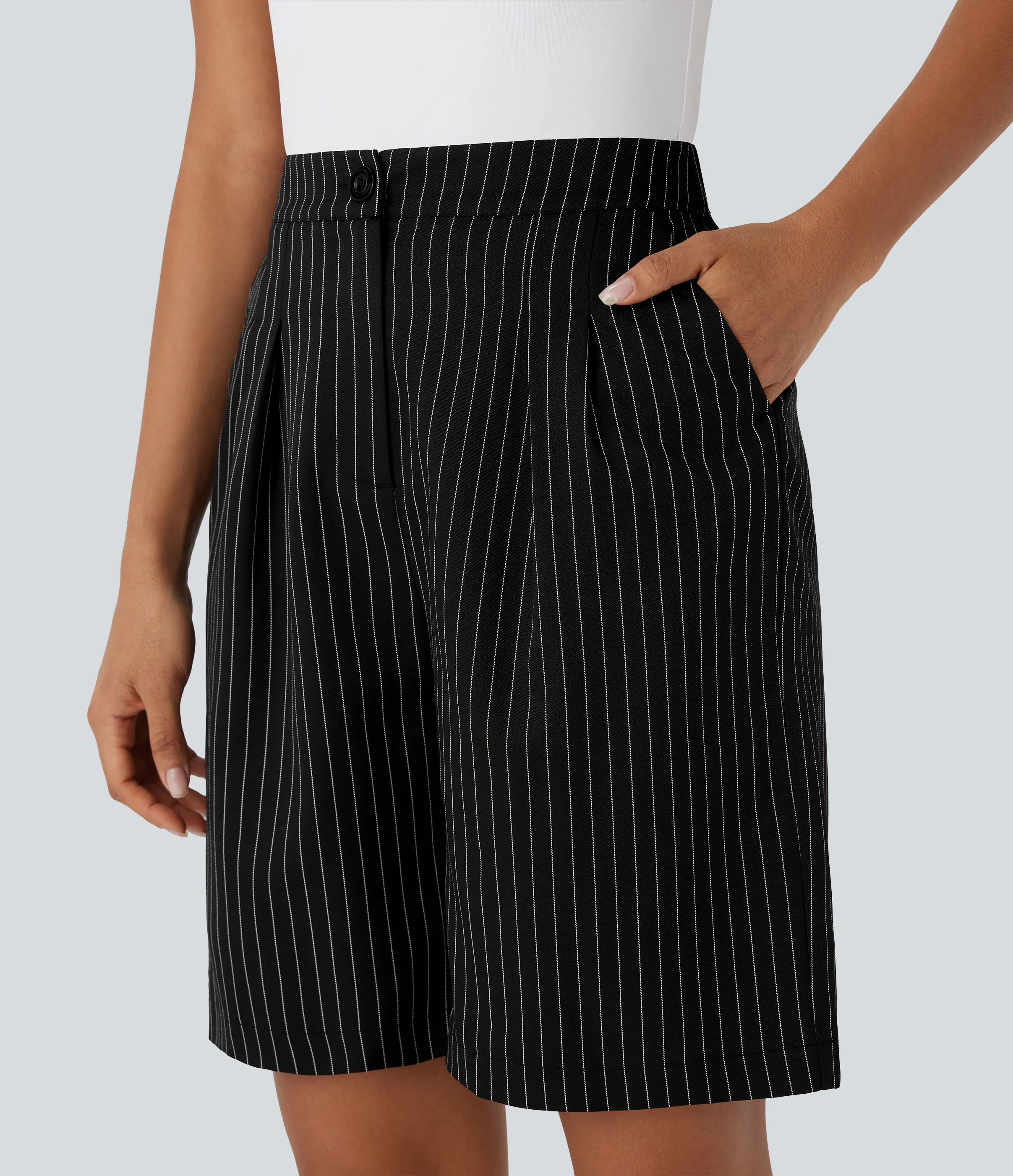 Halara Bermudas de oficina de tiro alto a rayas con bolsillos - Black - XS sold by Halara product image thumbnail 5