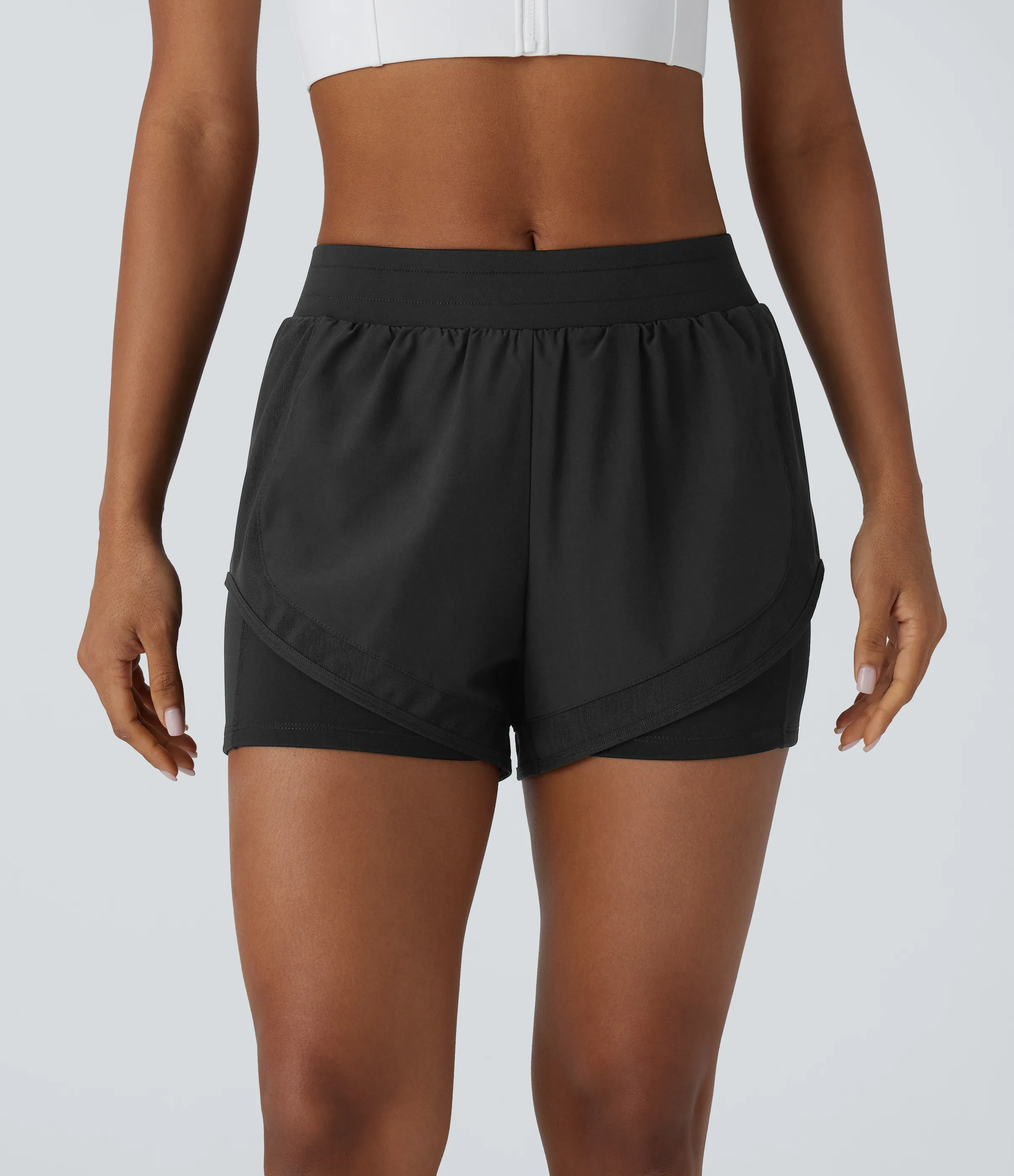 Halara Pantalón corto yoga 2 en 1 tiro medio bolsillo lateral malla contrastante dobladillo curvo 7.5 cm - Black - XS sold by Halara product image thumbnail 4