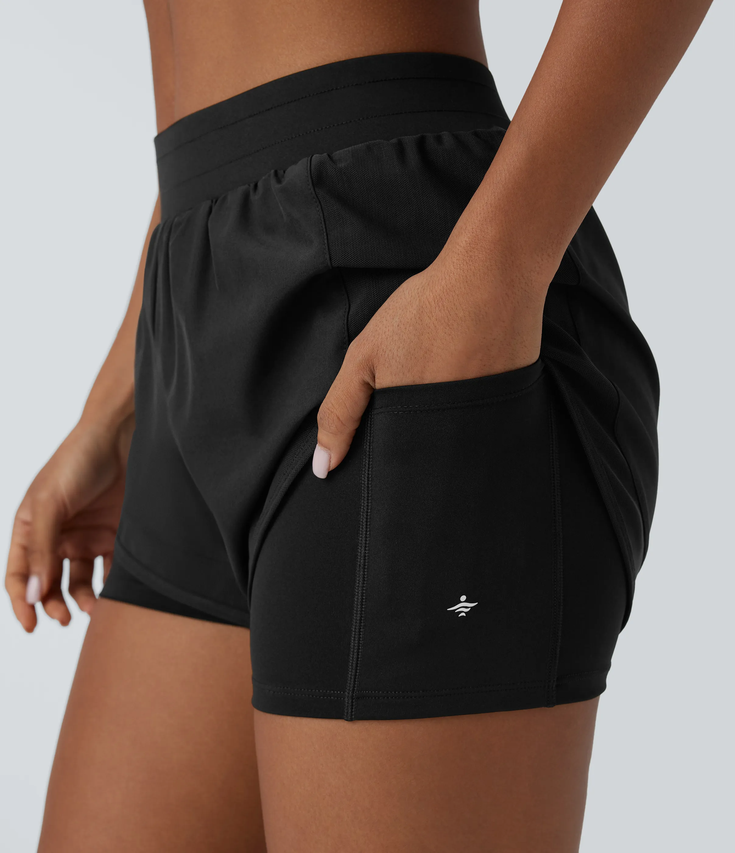 Halara Pantalón corto yoga 2 en 1 tiro medio bolsillo lateral malla contrastante dobladillo curvo 7.5 cm - Black - XS sold by Halara product image thumbnail 5