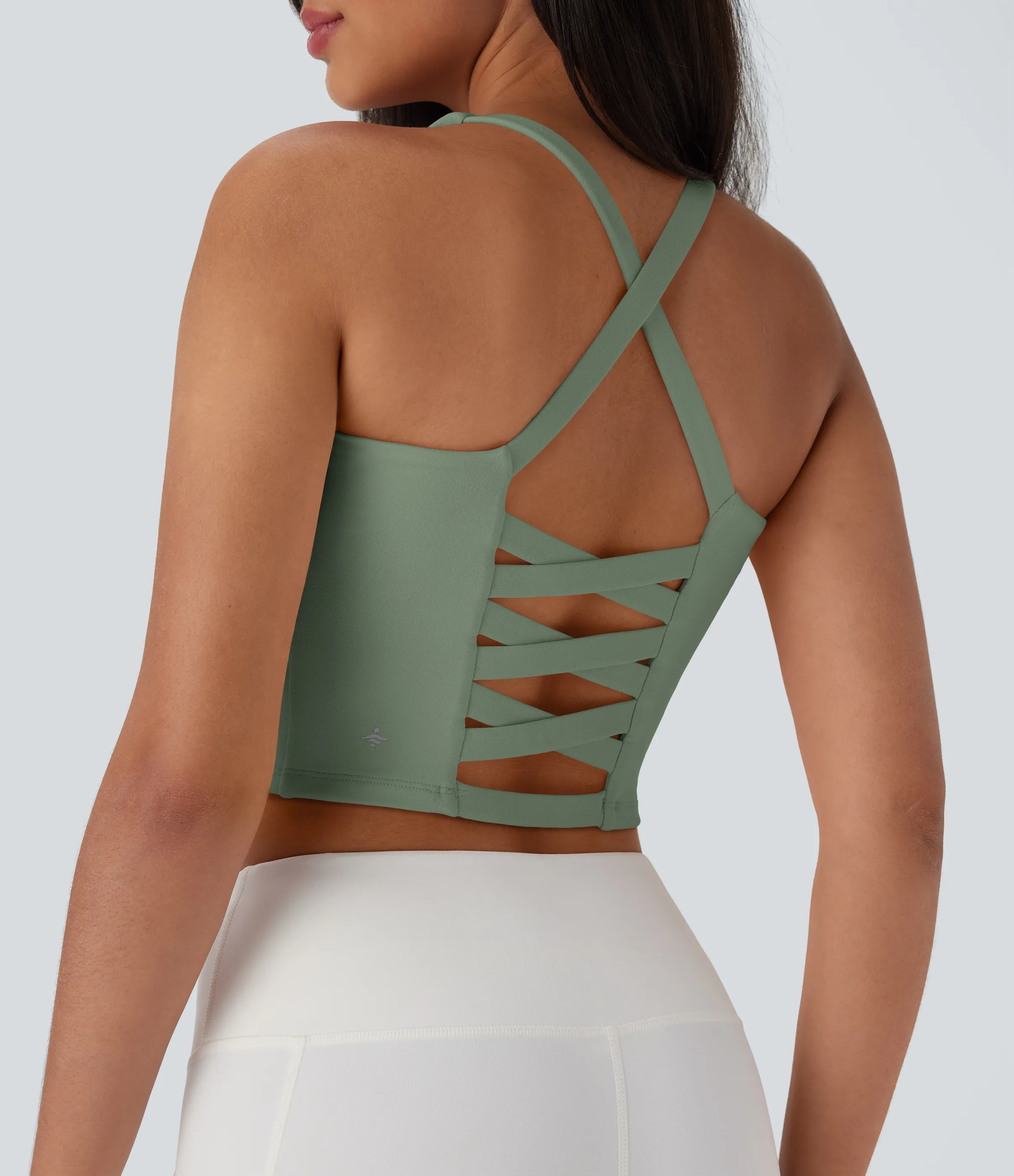 Halara Top corto de yoga en copas D-F - Hedge Green - XS sold by Halara product image thumbnail 2