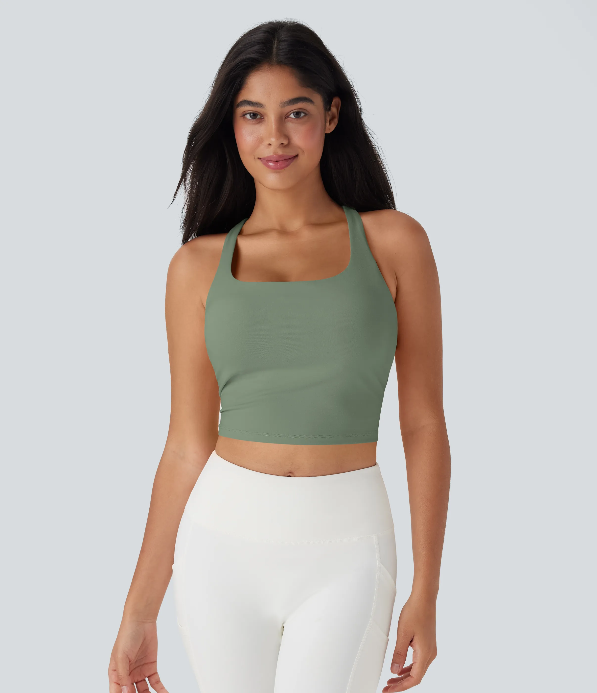 Halara Top corto de yoga en copas D-F - Hedge Green - XS sold by Halara product image thumbnail 3