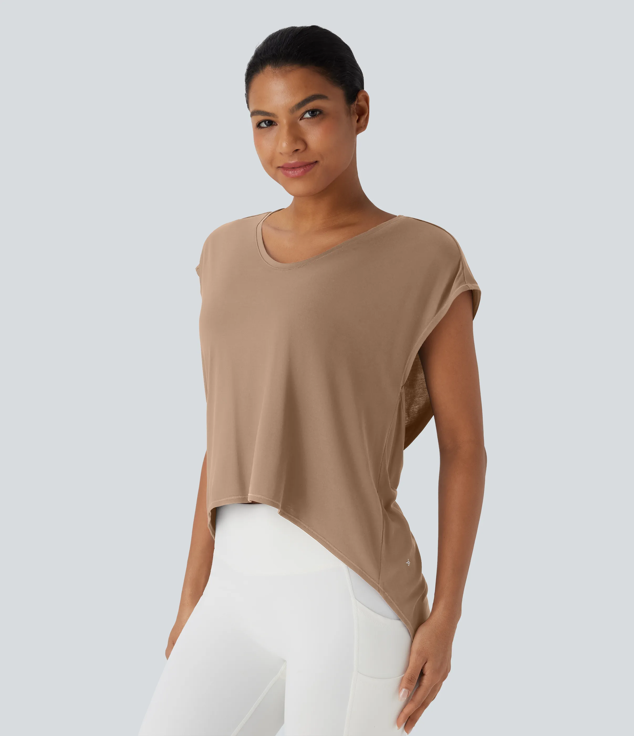 Halara Top deportivo para running asimétrico con espalda cruzada y dobladillo asimétrico - Praline - L sold by Halara product image thumbnail 4