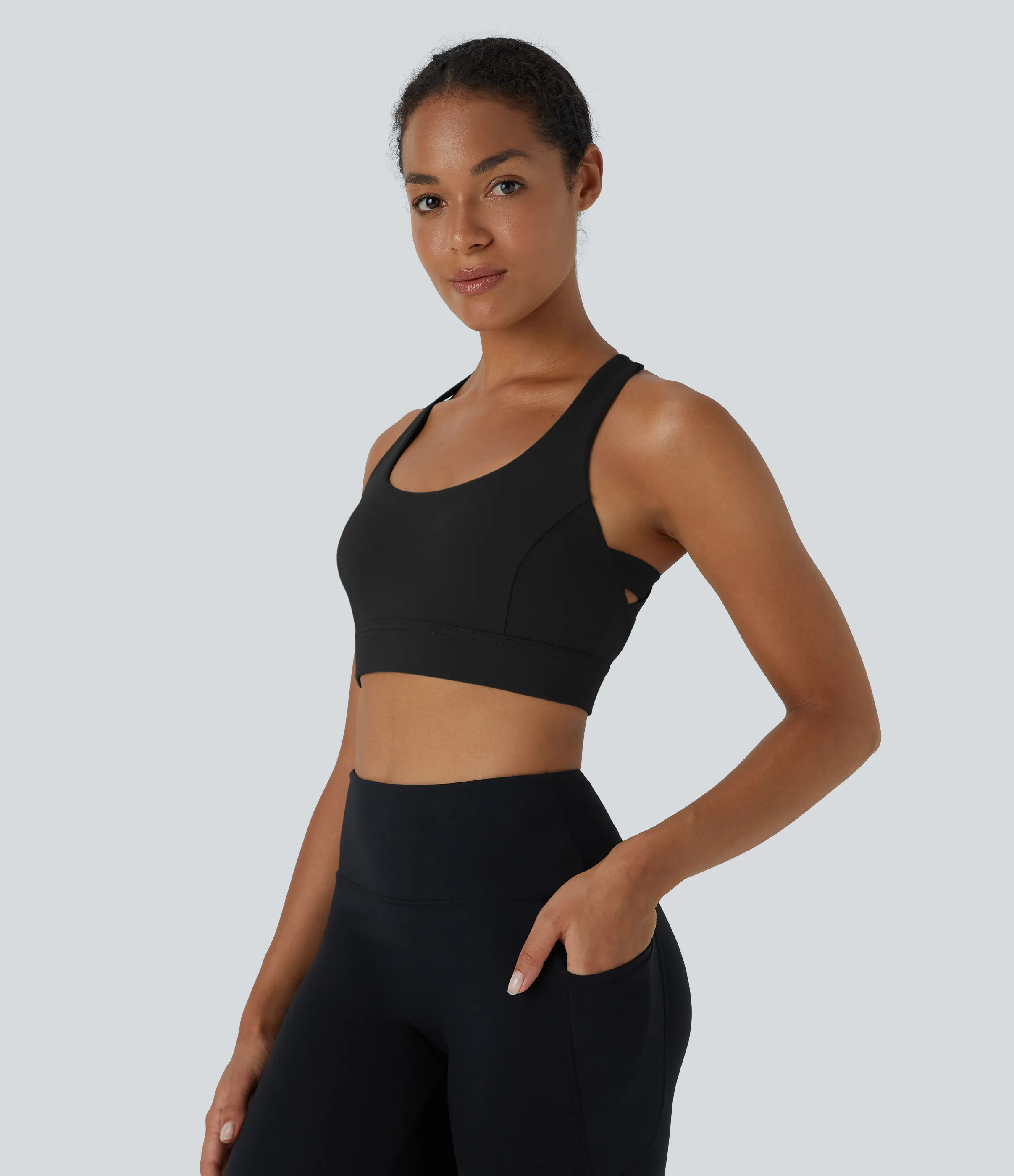 Halara Brasier deportivo de yoga tipo racerback de sujeción baja en copas D-F - Black - L sold by Halara product image thumbnail 4