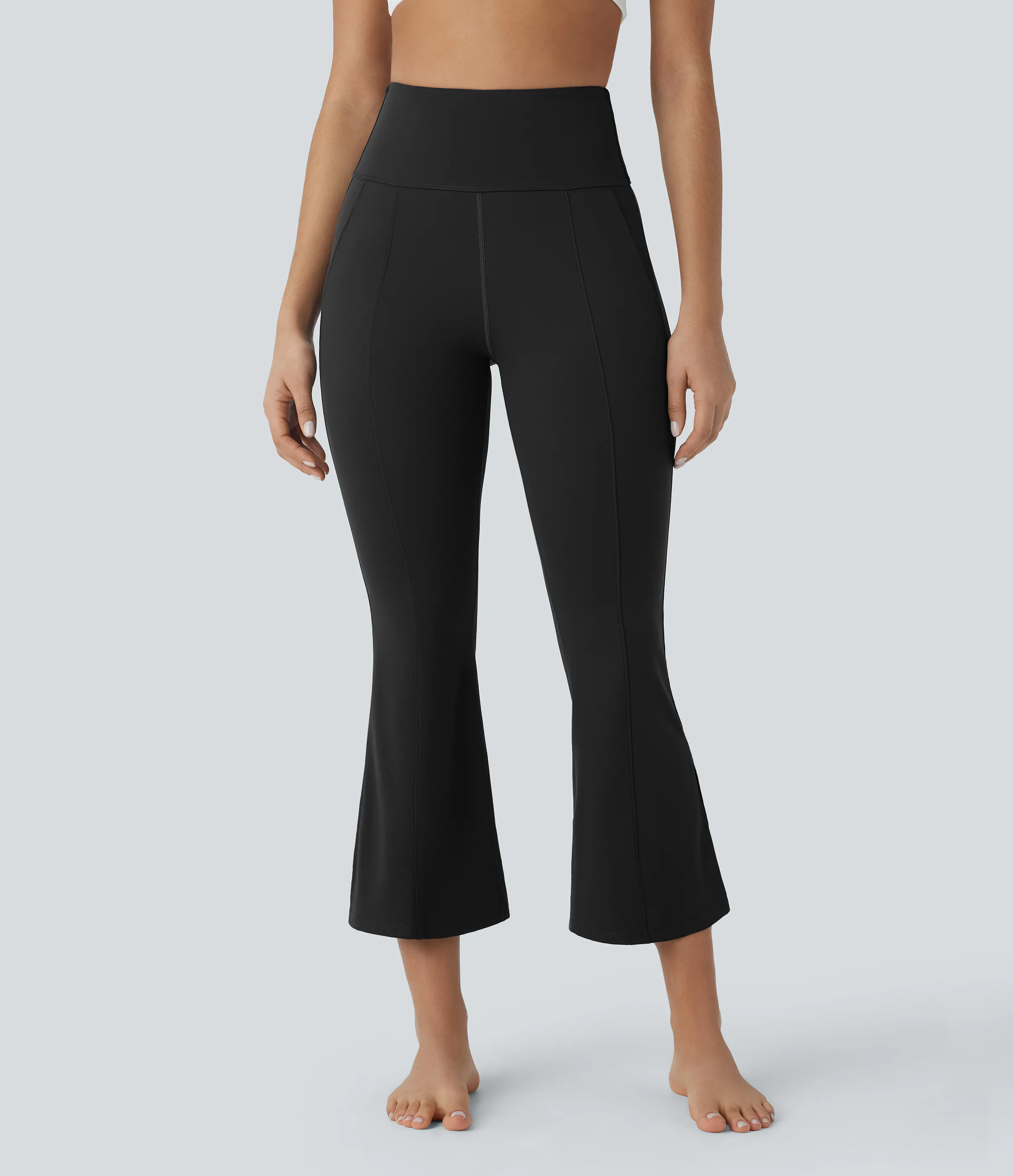 Halara Leggings capri yoga tiro alto bolsillo lateral abertura ligeramente acampanado - Black - XS(regular) sold by Halara product image thumbnail 4
