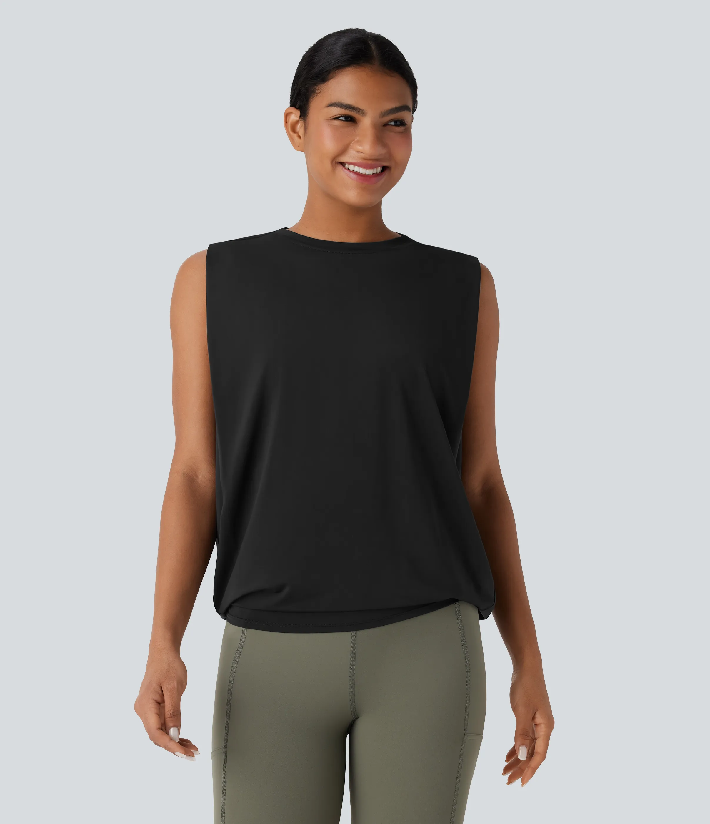 Halara Camiseta yoga cuello redondo fruncido tacto fresco - UPF 50+ - Black - S sold by Halara product image thumbnail 2