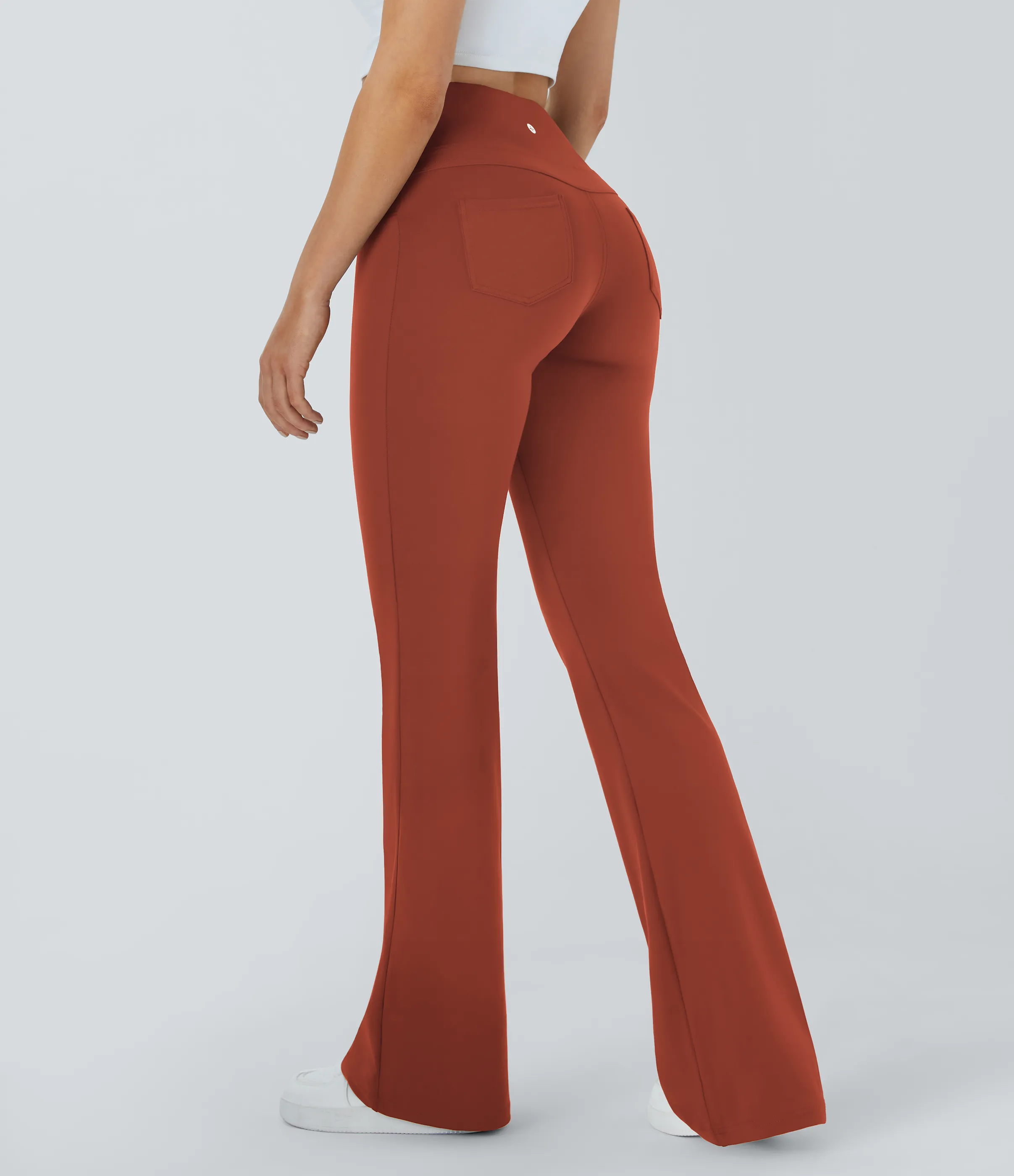 Halara Leggings de yoga acampanados de tiro alto con bolsillos - Cinnabar - S(regular) sold by Halara