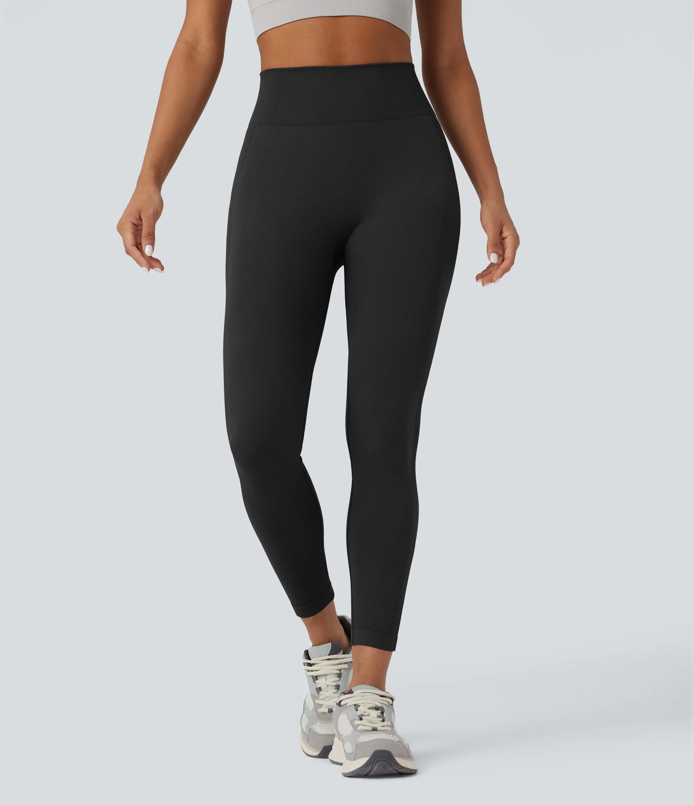 Halara Leggings de yoga de tiro alto con efecto push up sin costuras - Black - M(7/8) sold by Halara product image thumbnail 3