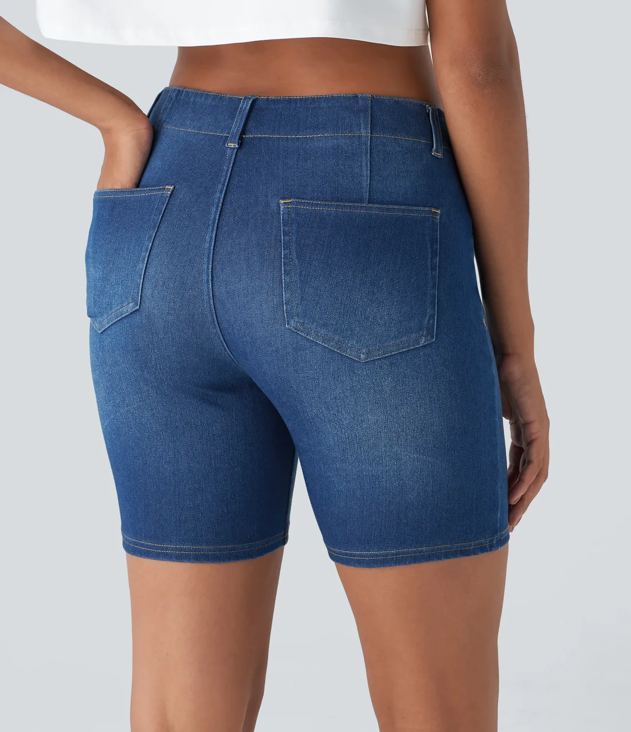 Halara Pantalón corto Halara Flex™ Denim elástico lavado tacto fresco ajustado bolsillo trasero tiro medio - Stream Floating Denim - M(regular) sold by Halara product image thumbnail 4