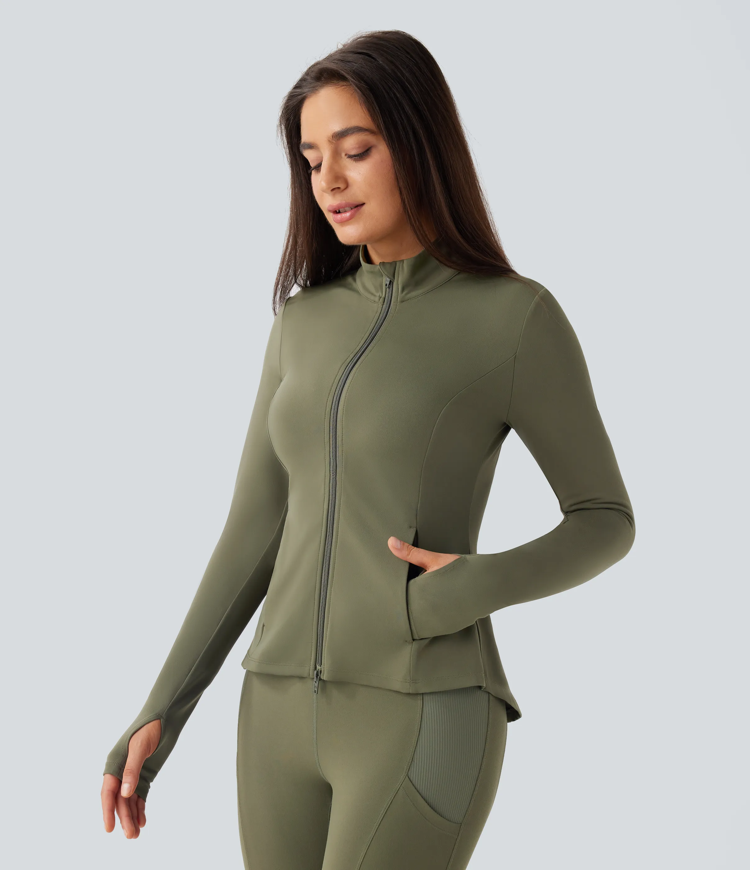 Halara Chaqueta Softlyzero™ equitación entallada cremallera plisada bolsillo orificio pulgar cuello alto - UPF50+ - Grass Grey Green - XL sold by Halara product image thumbnail 4