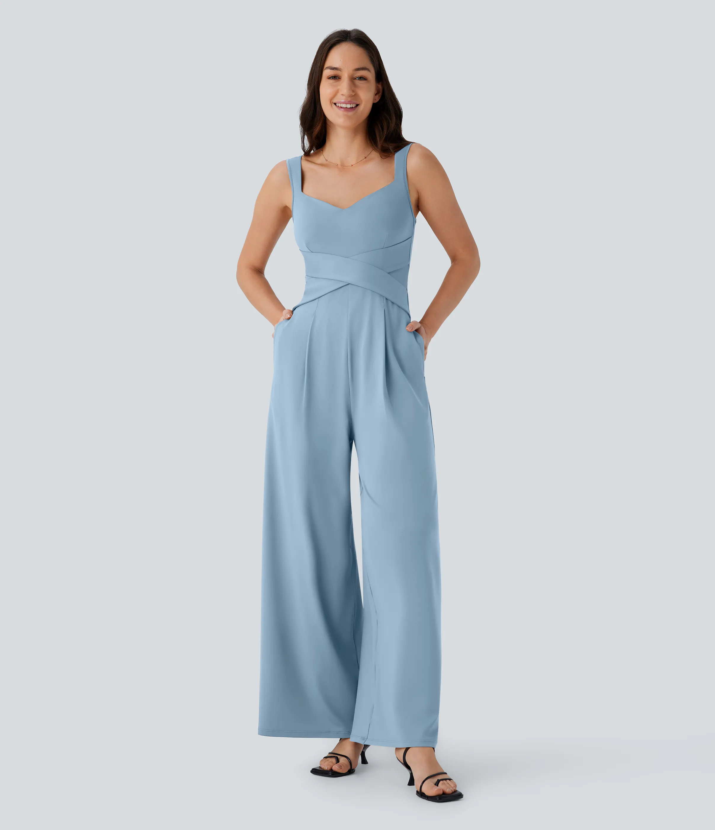 Halara Jumpsuit casual sin mangas con espalda en U y bolsillos - Angel Falls - XS(petite) sold by Halara