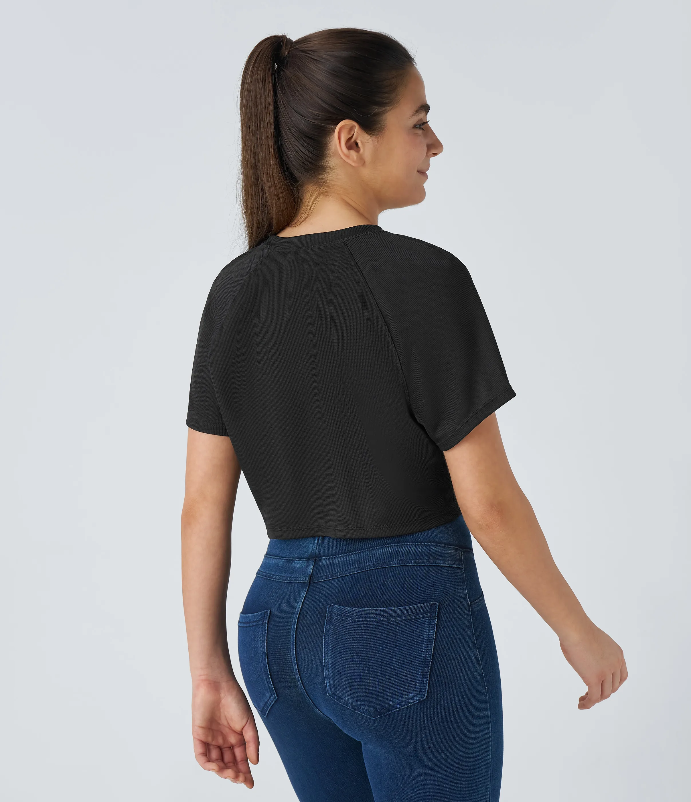 Halara Camiseta gofre recortada unicolor manga raglán - Black - L sold by Halara product image thumbnail 3