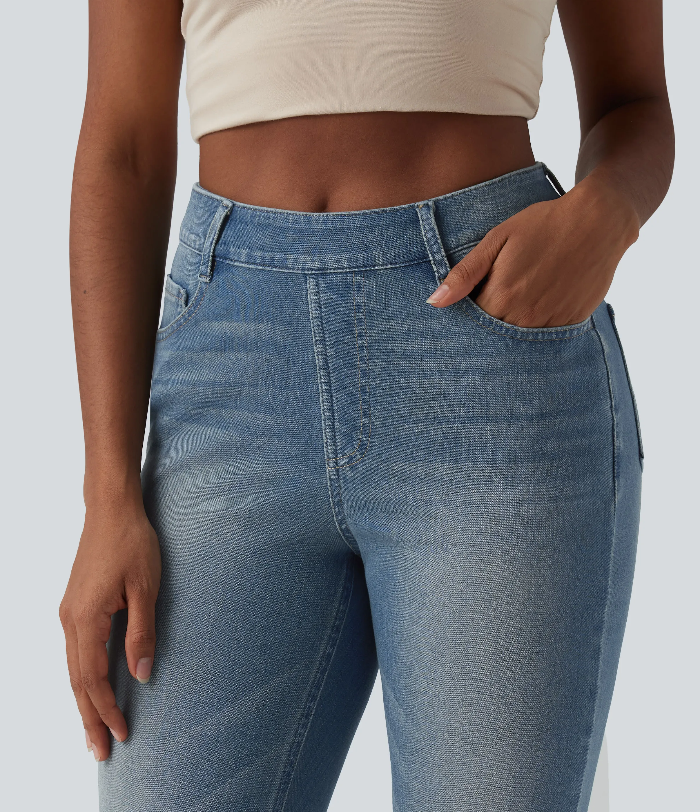 Halara Jeans Halara Flex™ Denim en corte de bota elásticos de tiro alto descoloridos con múltiples bolsillos - Blue Surf Denim - M(regular) sold by Halara product image thumbnail 5