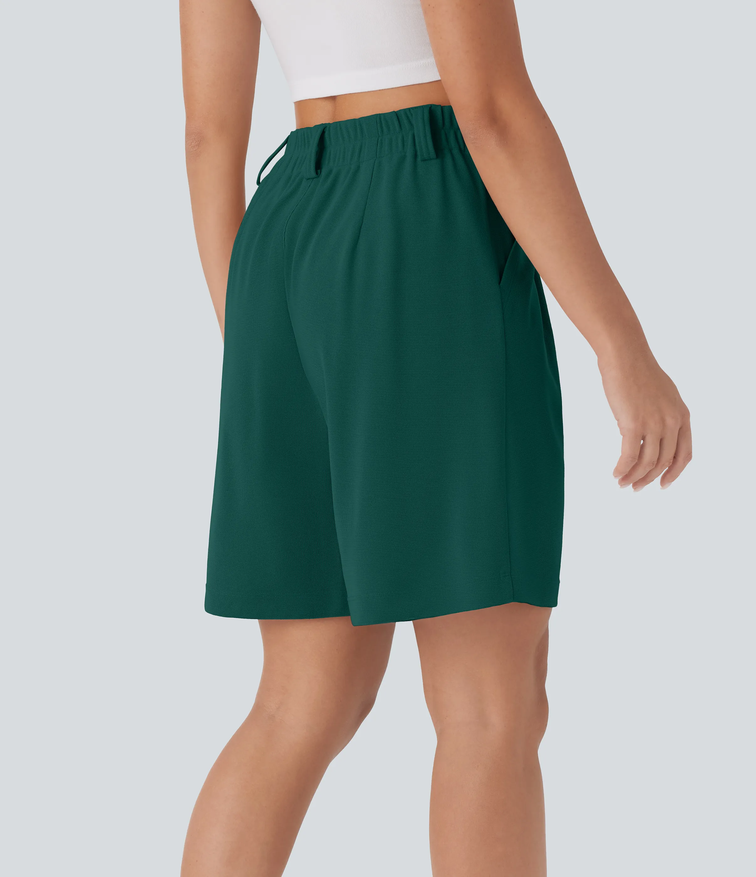 Halara Bermudas casuales en tela gofre de tiro alto con bolsillos laterales - Forest Biome - M sold by Halara product image thumbnail 3