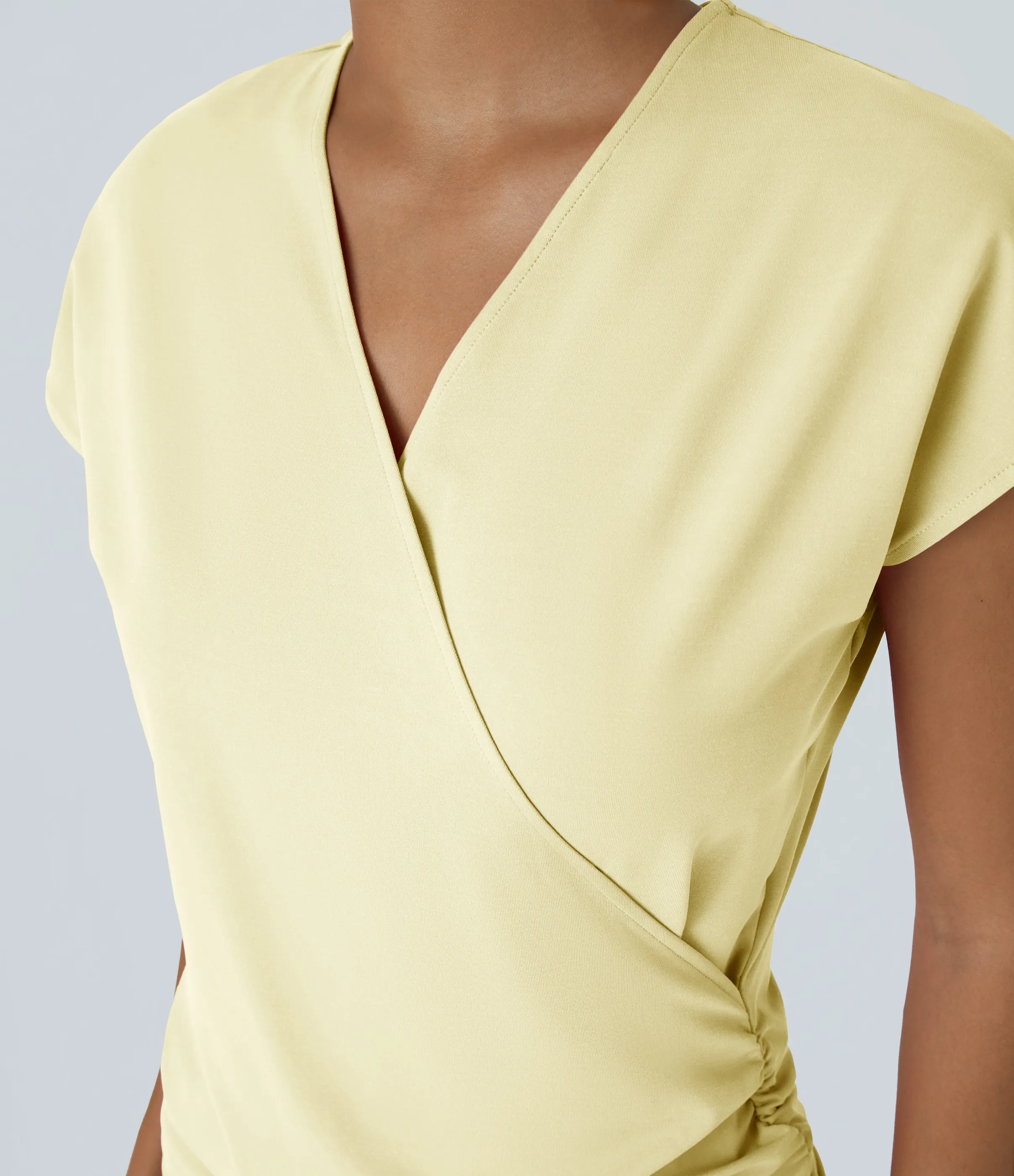 Halara Blusa oficina sólida pliegue cruzado manga japonesa cuello V - Vague Yellow - S sold by Halara product image thumbnail 5