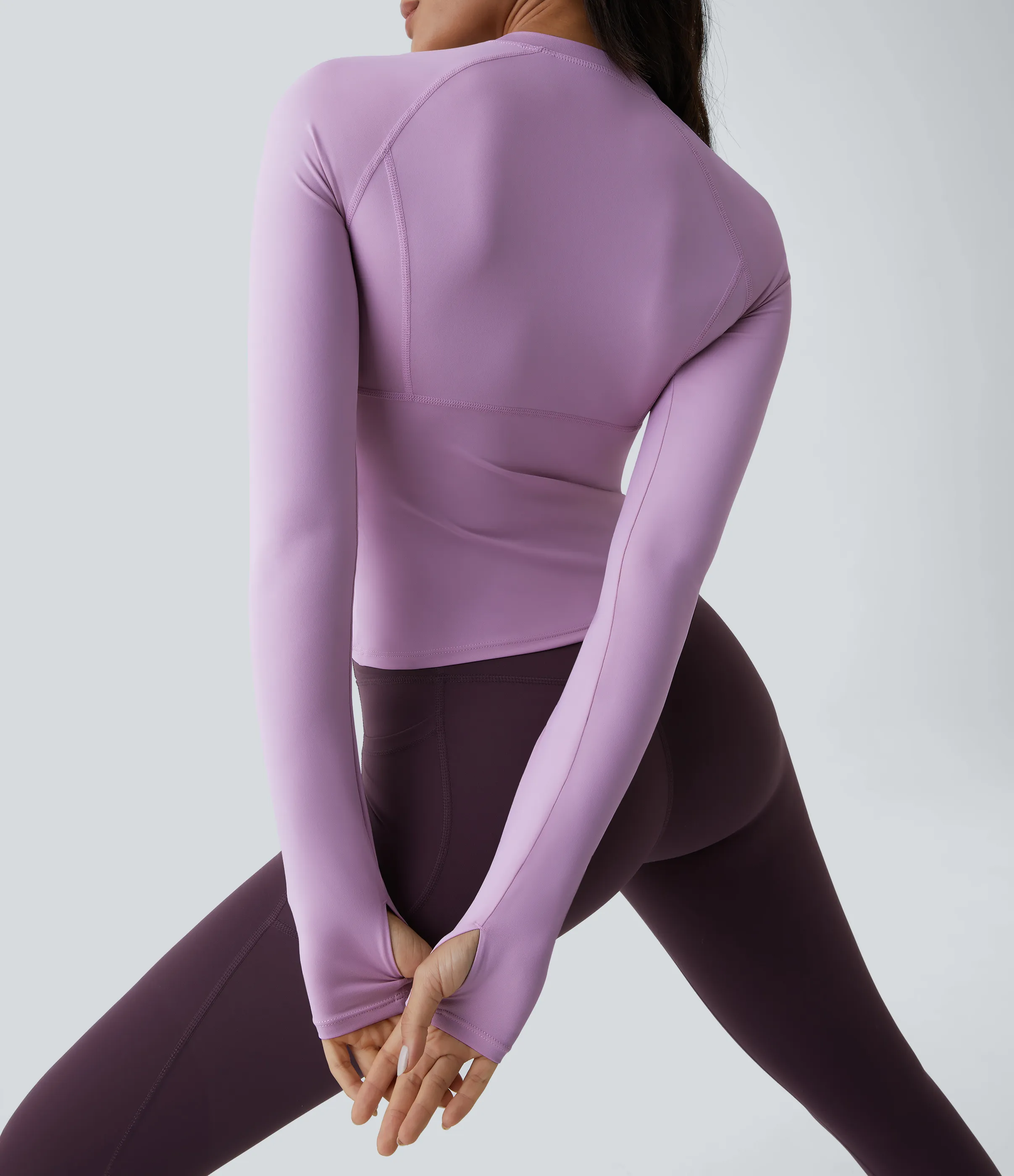 Halara Top deportivo yoga abertura pulgar - Plum Pink Purple - L(Long) sold by Halara product image thumbnail 2