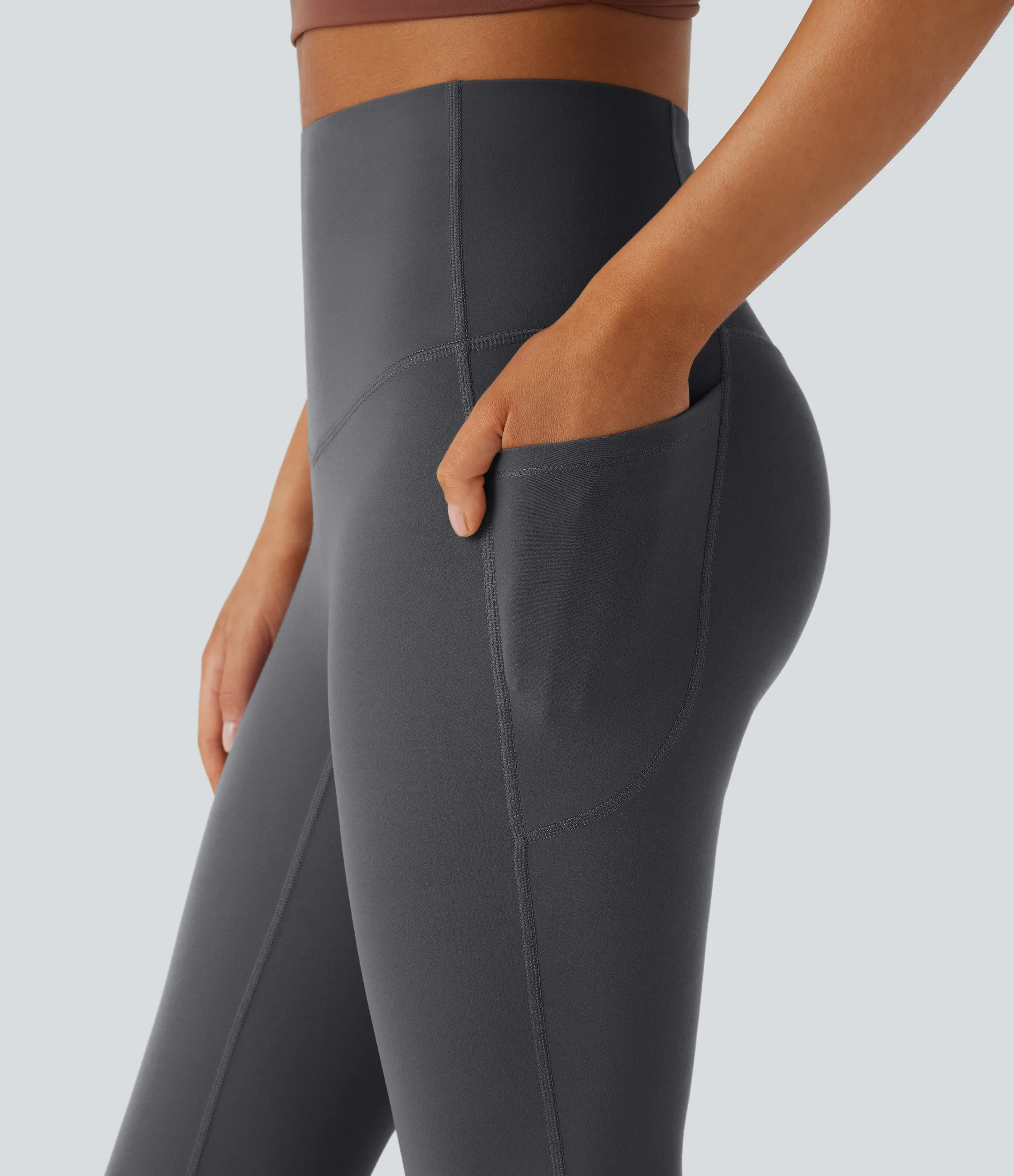 Halara Leggings SoCinched UltraSculpt yoga Bootcut tiro alto control abdomen bolsillo lateral moldeador - Volcanic Ash - S(extall) sold by Halara product image thumbnail 5