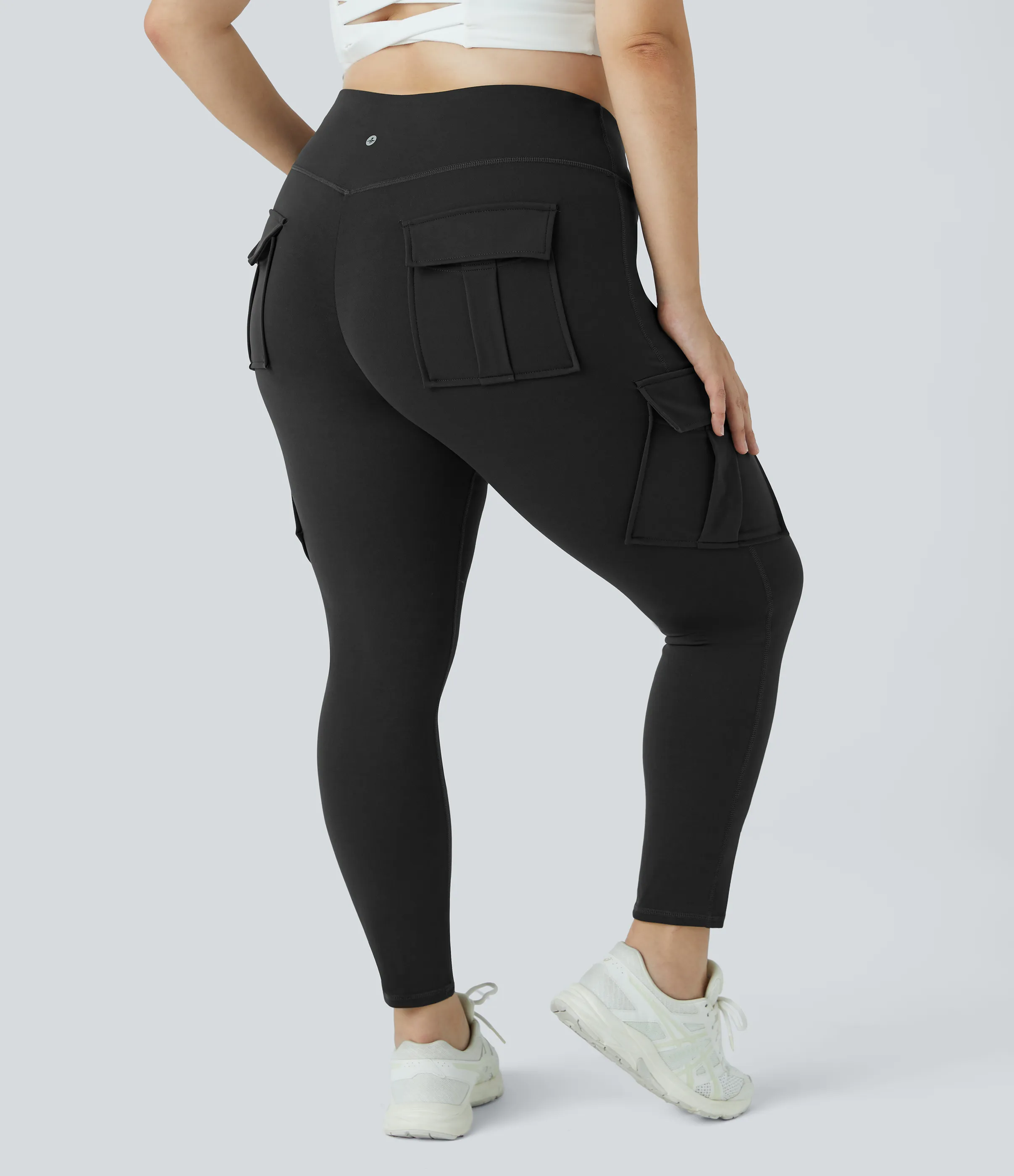 Halara Leggings yoga ajustado bolsillo cargo tiro alto talla grande 7/8 - Black - 1X sold by Halara