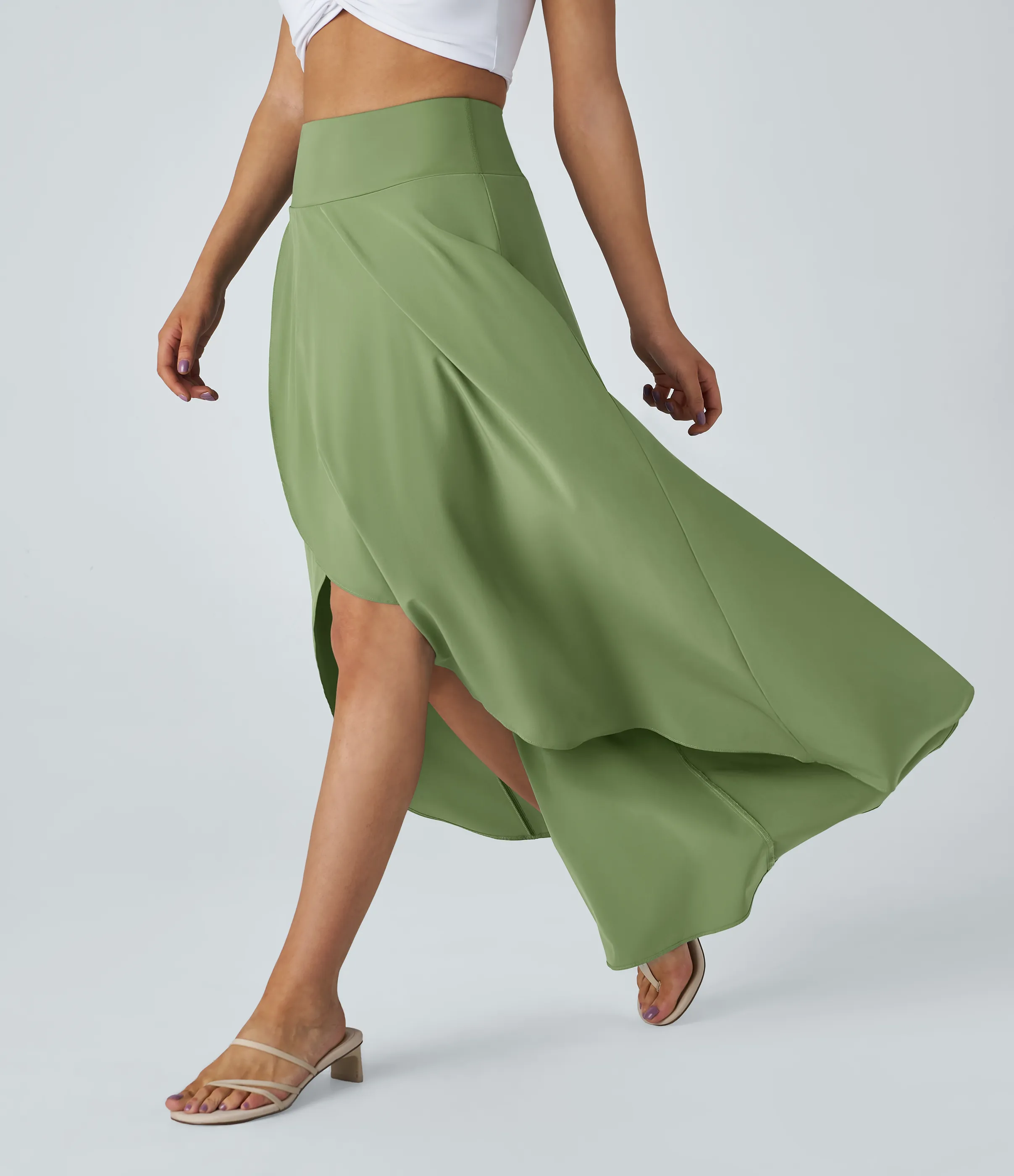 Halara Falda Breezeful™ larga regular tiro alto volante alto bajo 2 en 1 fluida secado rápido - Hot Wasabi - Green - XS(regular) sold by Halara