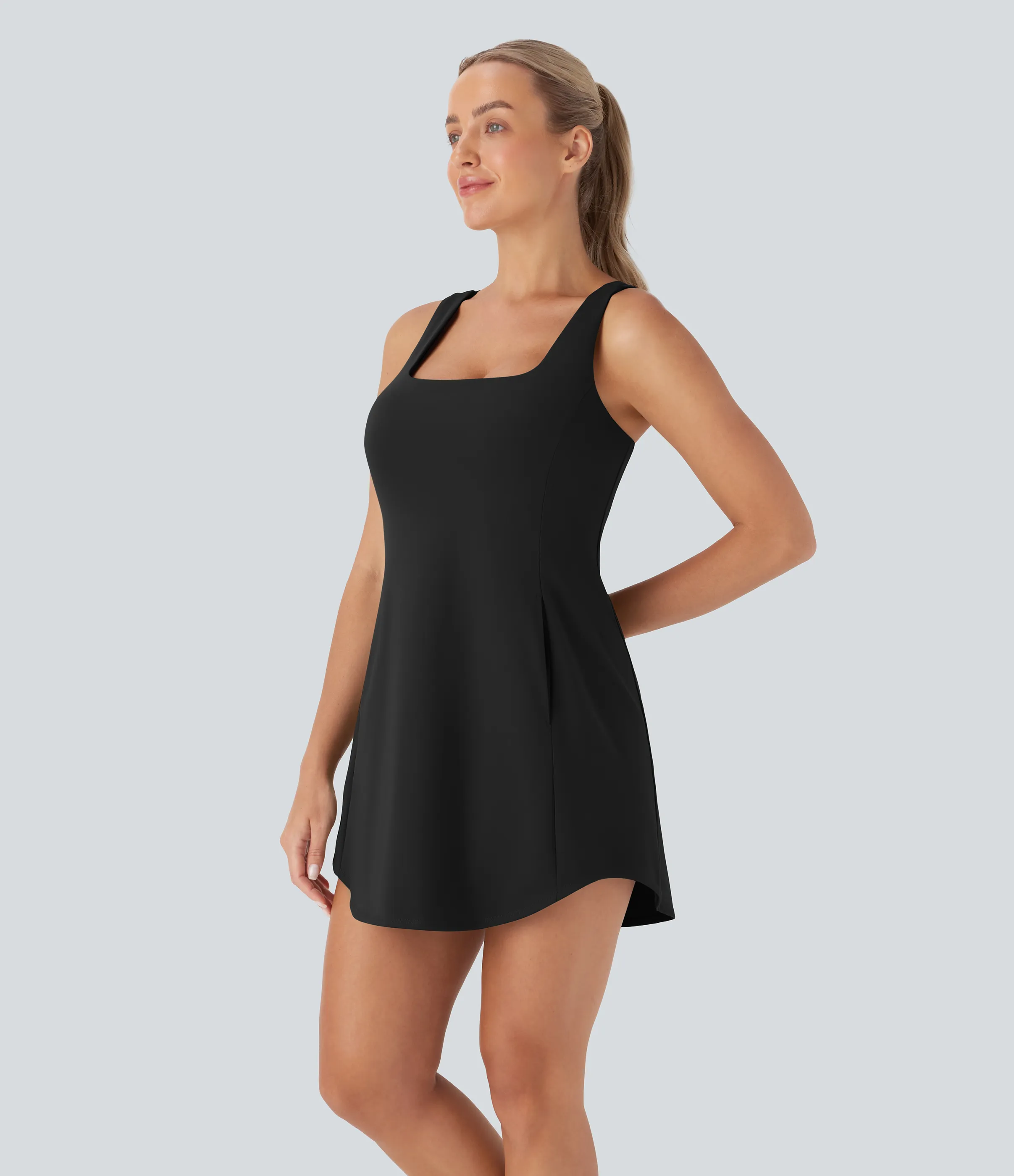 Halara Vestido deportivo mini de yoga SoftlyZero™ Plush afelpado con abertura y bolsillos, 3 piezas en copas D-F - Black - S sold by Halara product image thumbnail 4