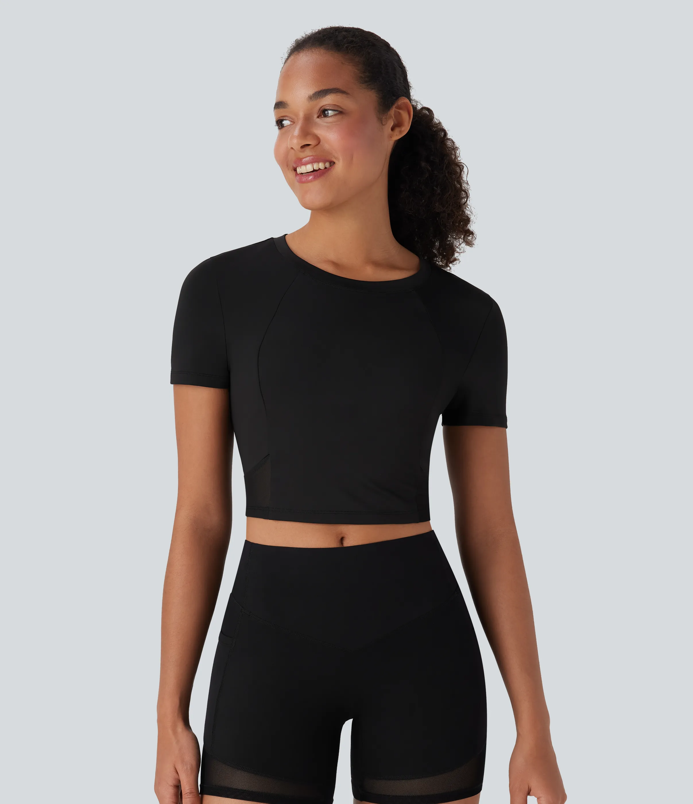 Halara Top deportivo corto de manga corta para yoga de tejido en contraste con cuello redondo de manga corta - Black - XL sold by Halara product image thumbnail 2