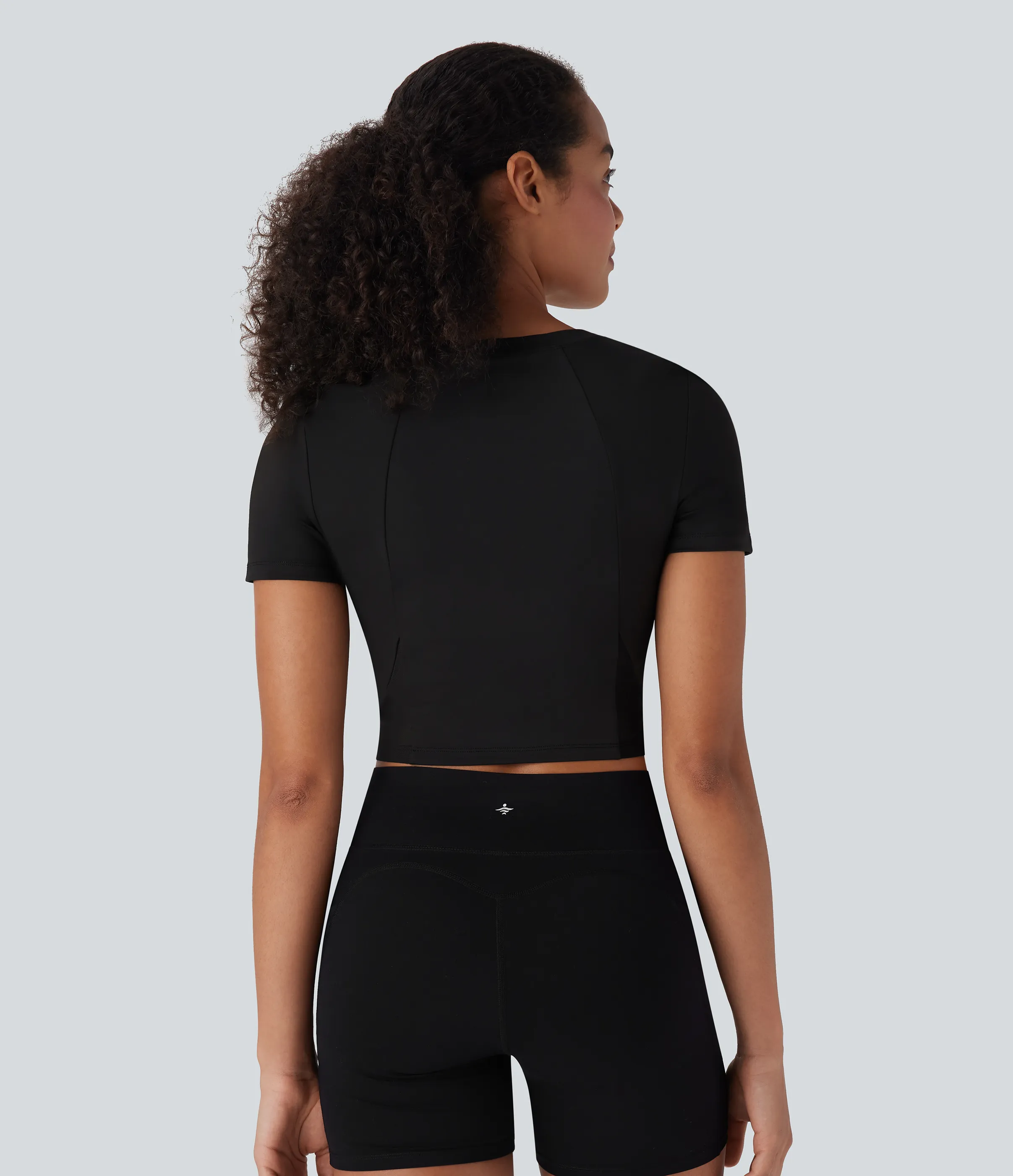 Halara Top deportivo corto de manga corta para yoga de tejido en contraste con cuello redondo de manga corta - Black - XL sold by Halara product image thumbnail 3