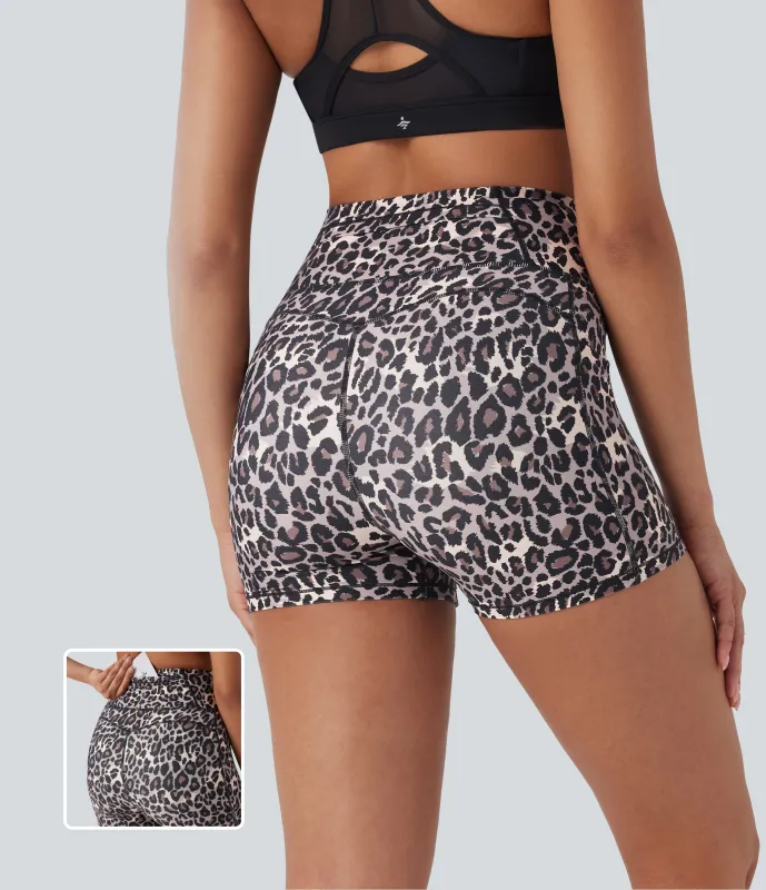 Halara Shorts de yoga biker de 7.5 cm con estampado de leopardo y tiro alto con bolsillos - Black Leopard - XL made by Halara
