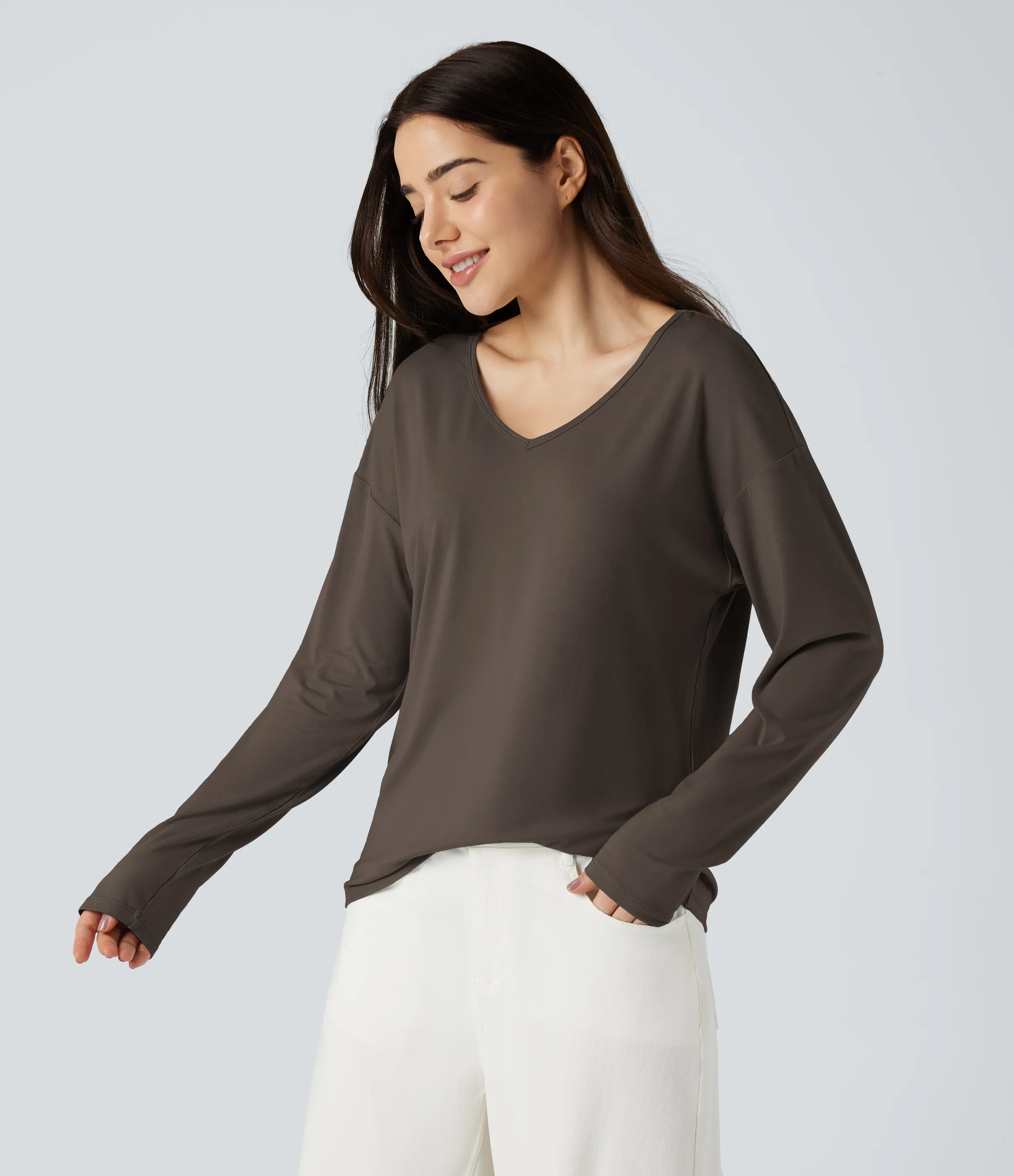 Halara Top casual de manga larga con cuello en V - Coffee Bean - L sold by Halara product image thumbnail 4