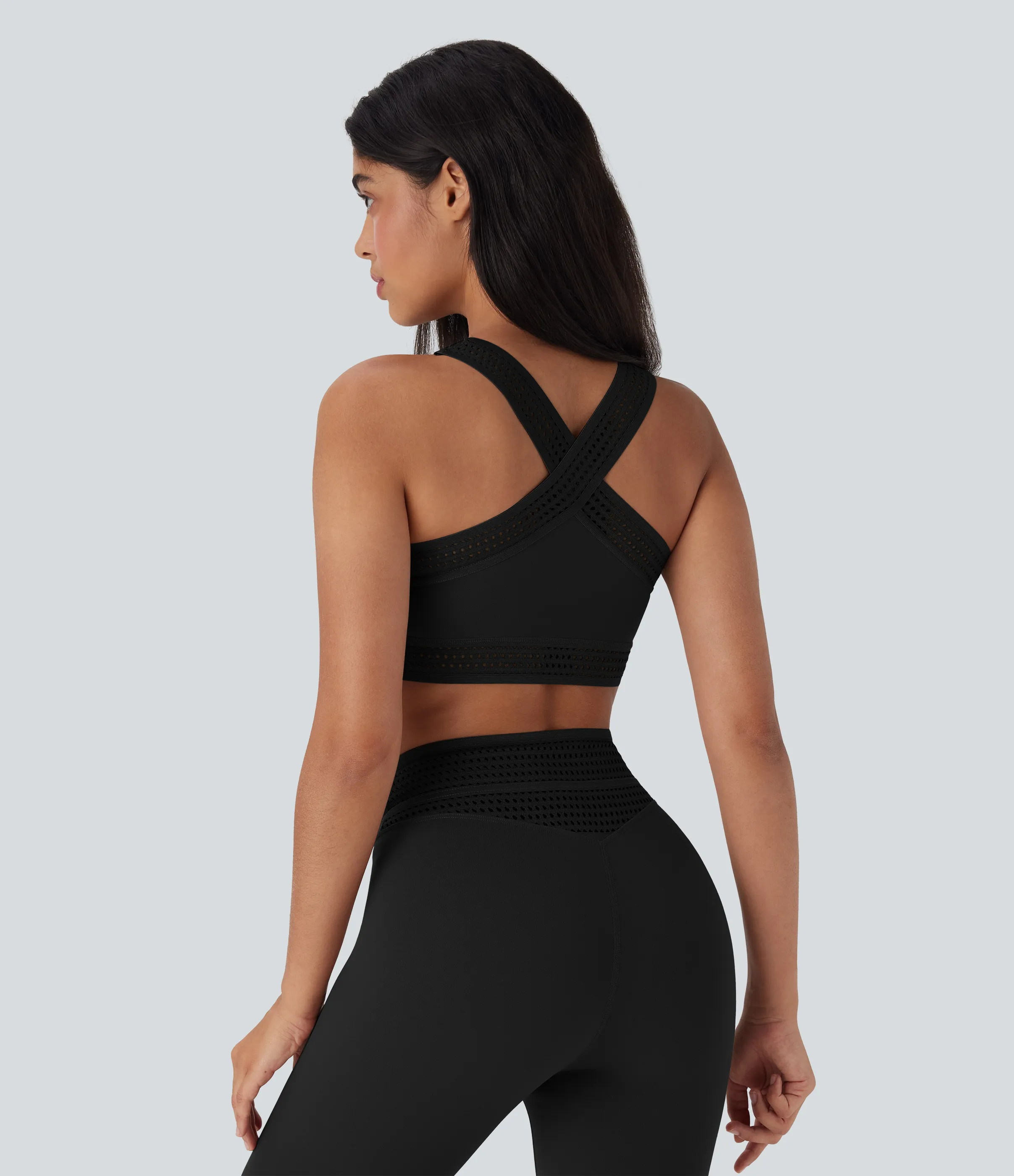 Halara Brasier deportivopara yoga de sujeción baja con cruce y abertura en copas A-C - Black - L sold by Halara product image thumbnail 4