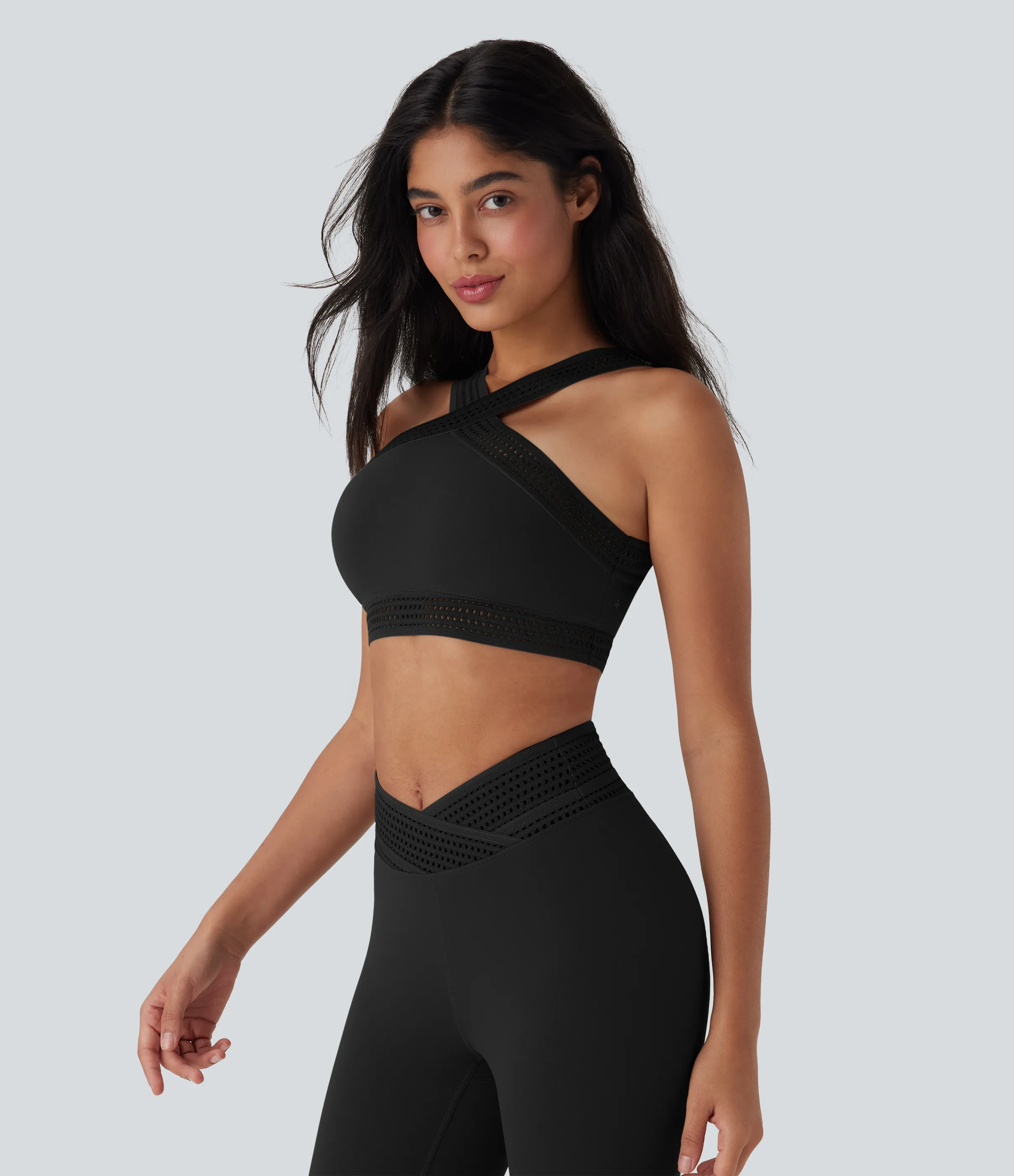 Halara Brasier deportivopara yoga de sujeción baja con cruce y abertura en copas A-C - Black - L sold by Halara product image thumbnail 5